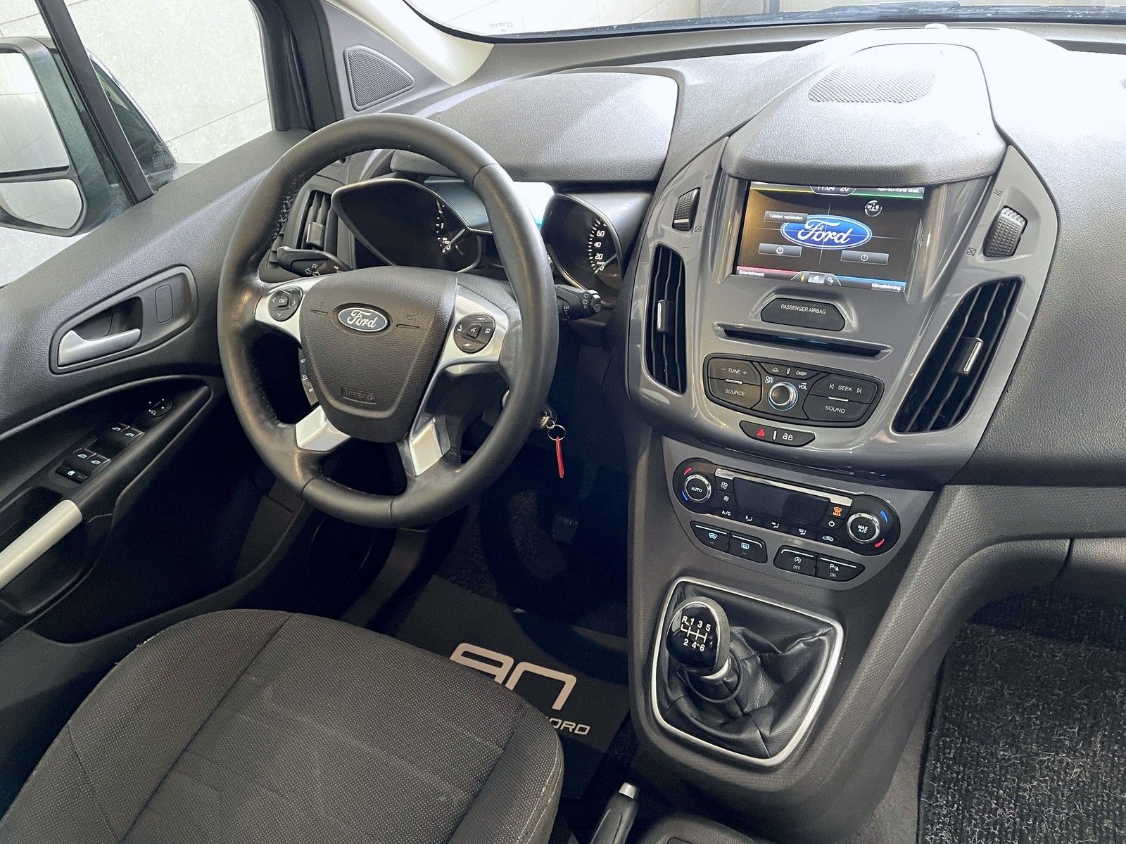 Ford Tourneo Connect Grand Tourneo Connect Titanium 7-Sitze