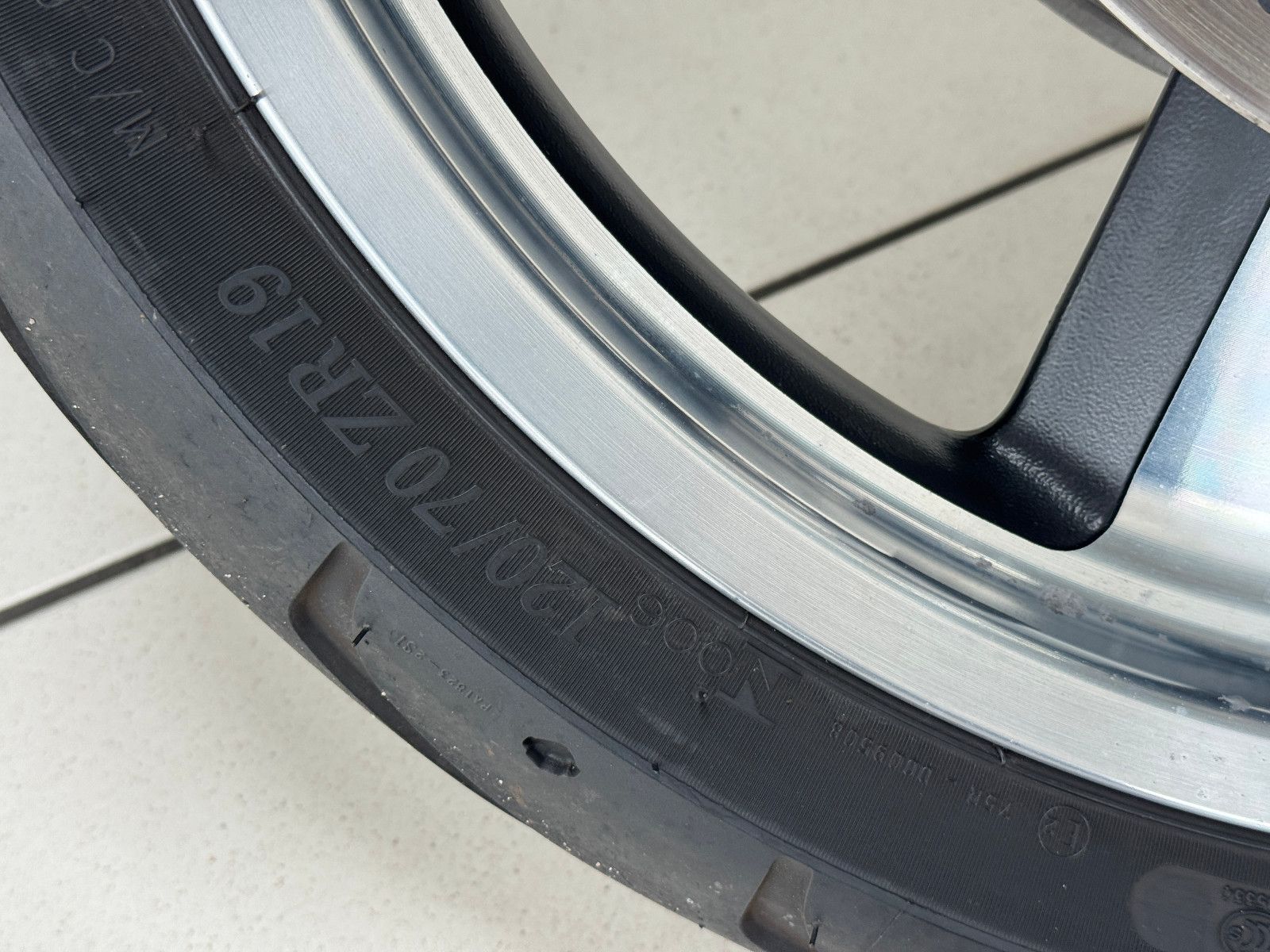 Harley-Davidson V-Rod Muscle VRSCF. * PORSCHE *