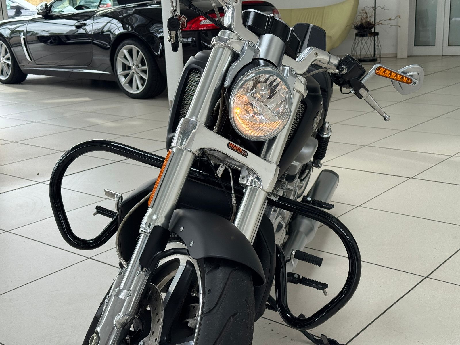 Harley-Davidson V-Rod Muscle VRSCF. * PORSCHE *