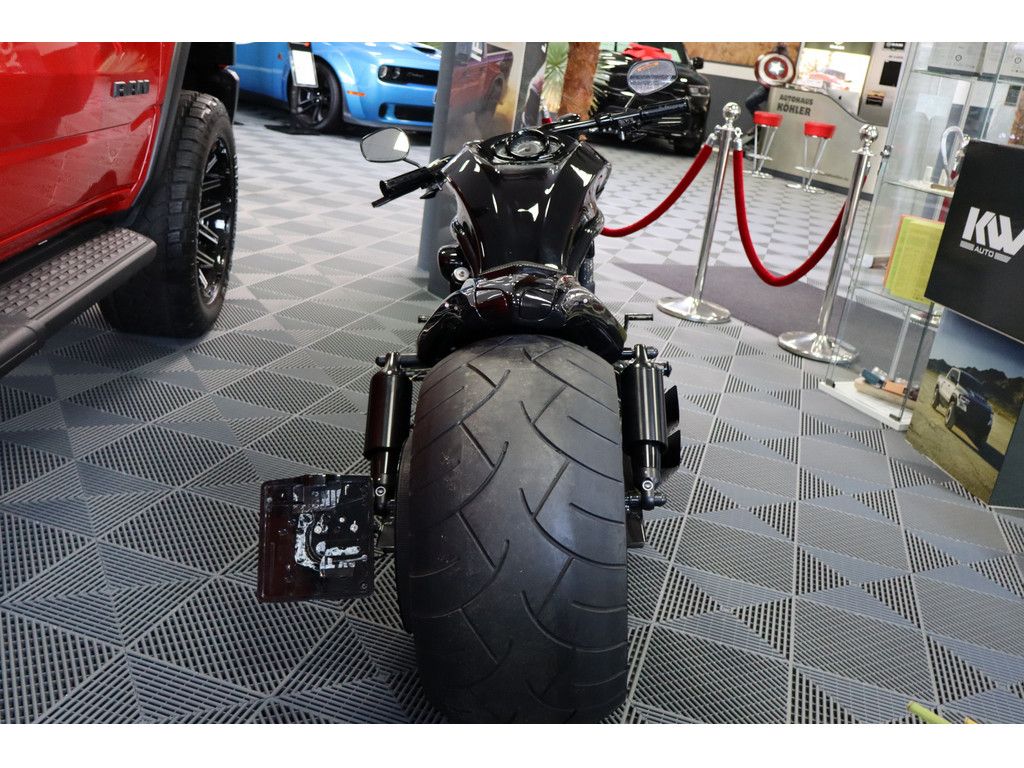 Harley-Davidson V-Rod Thunderbike Umbau, Air Suspension, Black