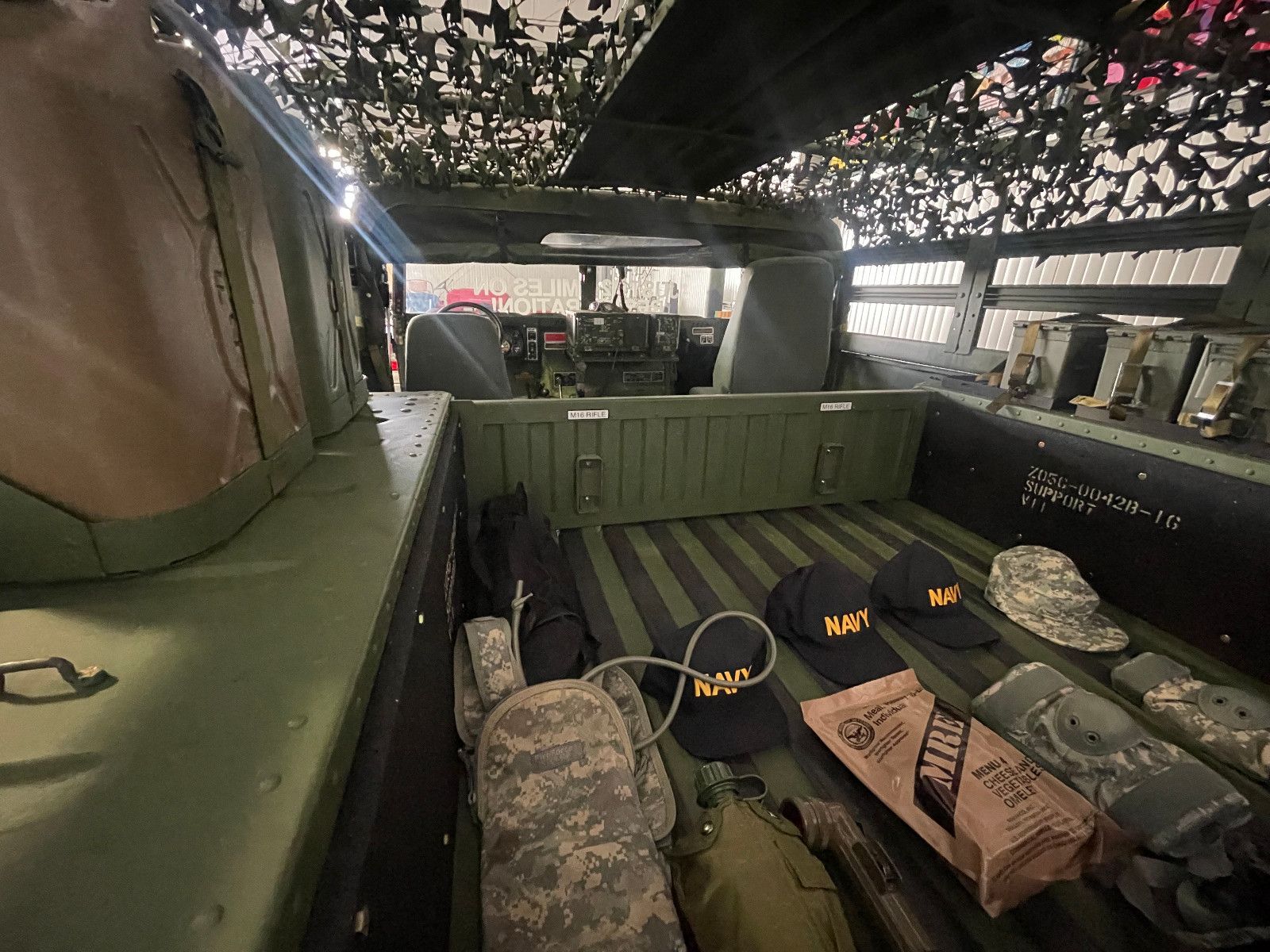 Hummer H1 Humvee M 988, wie neu, 3 Jahre Garantie