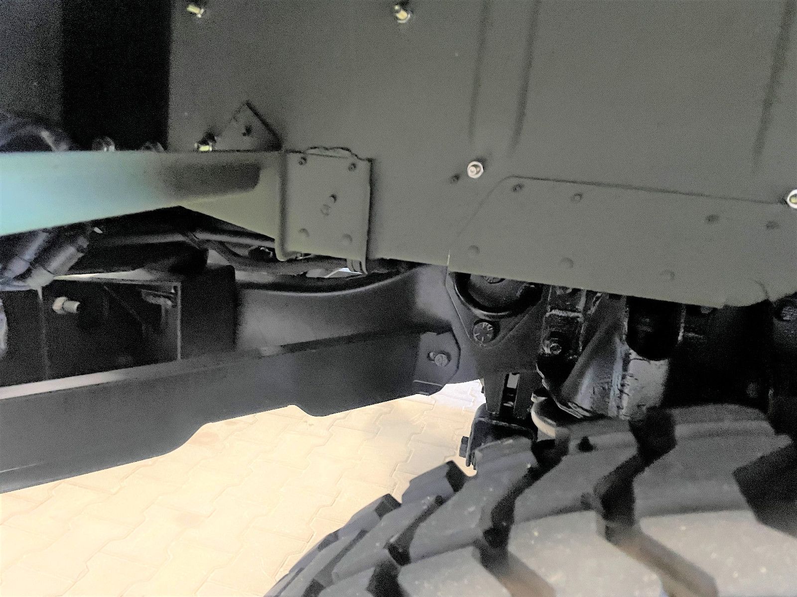 Hummer H1 Humvee M 988, wie neu, 3 Jahre Garantie