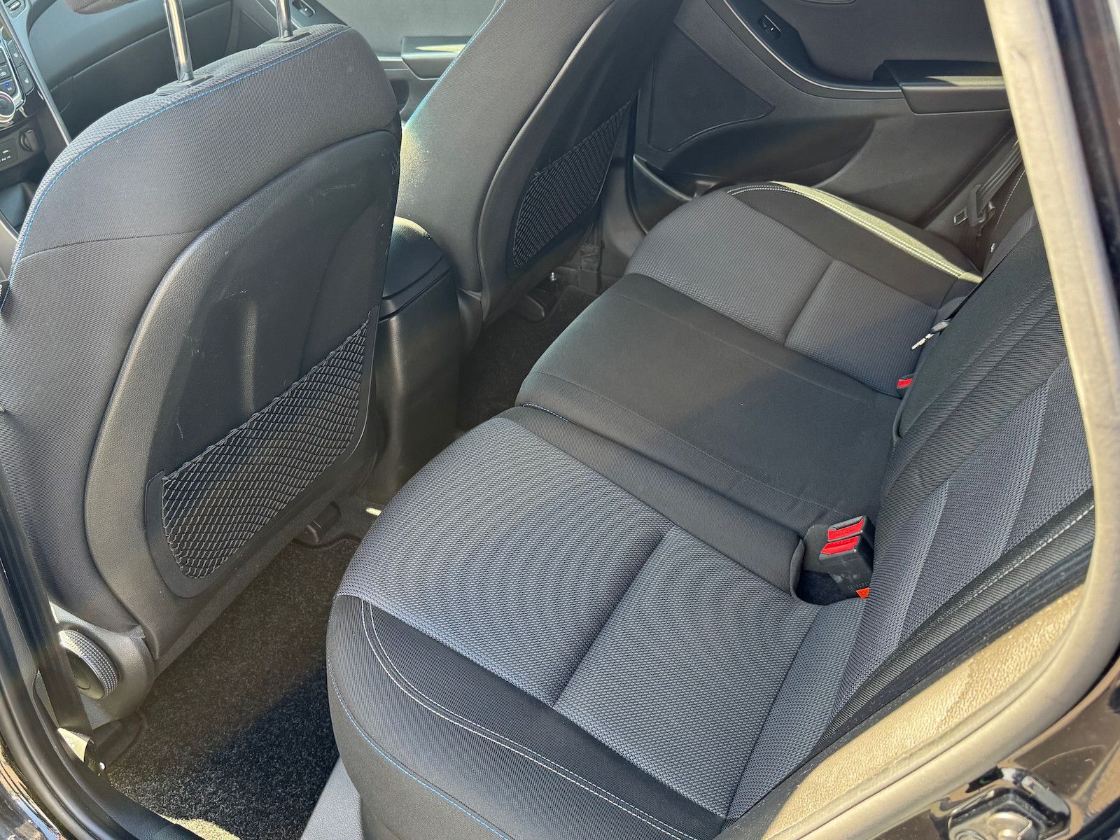 Hyundai i30 i30 blue Passion*Sitz-/Lenkradhzg*PDC*Bluetooth