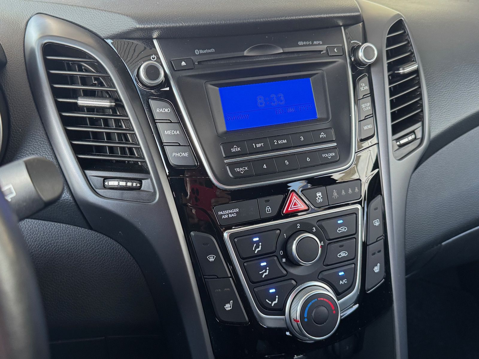 Hyundai i30 i30 blue Passion*Sitz-/Lenkradhzg*PDC*Bluetooth