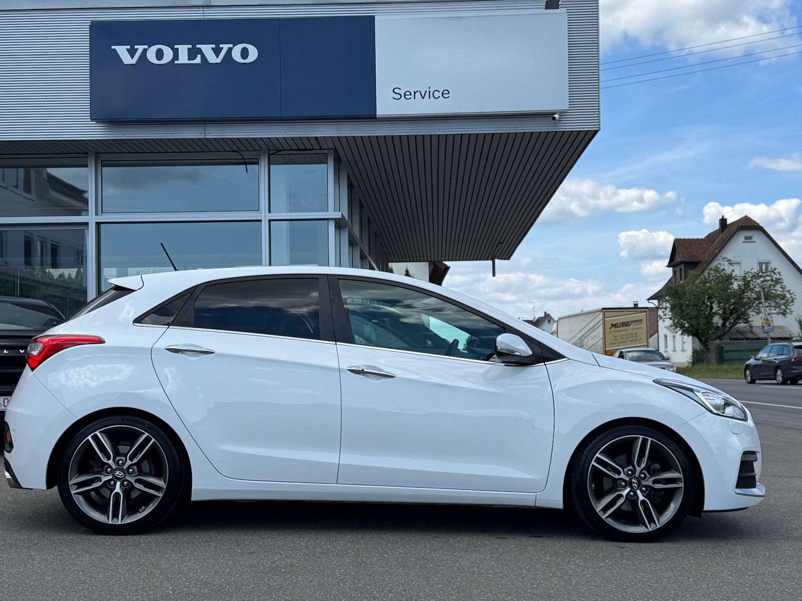 Hyundai i30 i30 Turbo*Pano*Navi*Keyless*AHK abn.*R-Kamera*