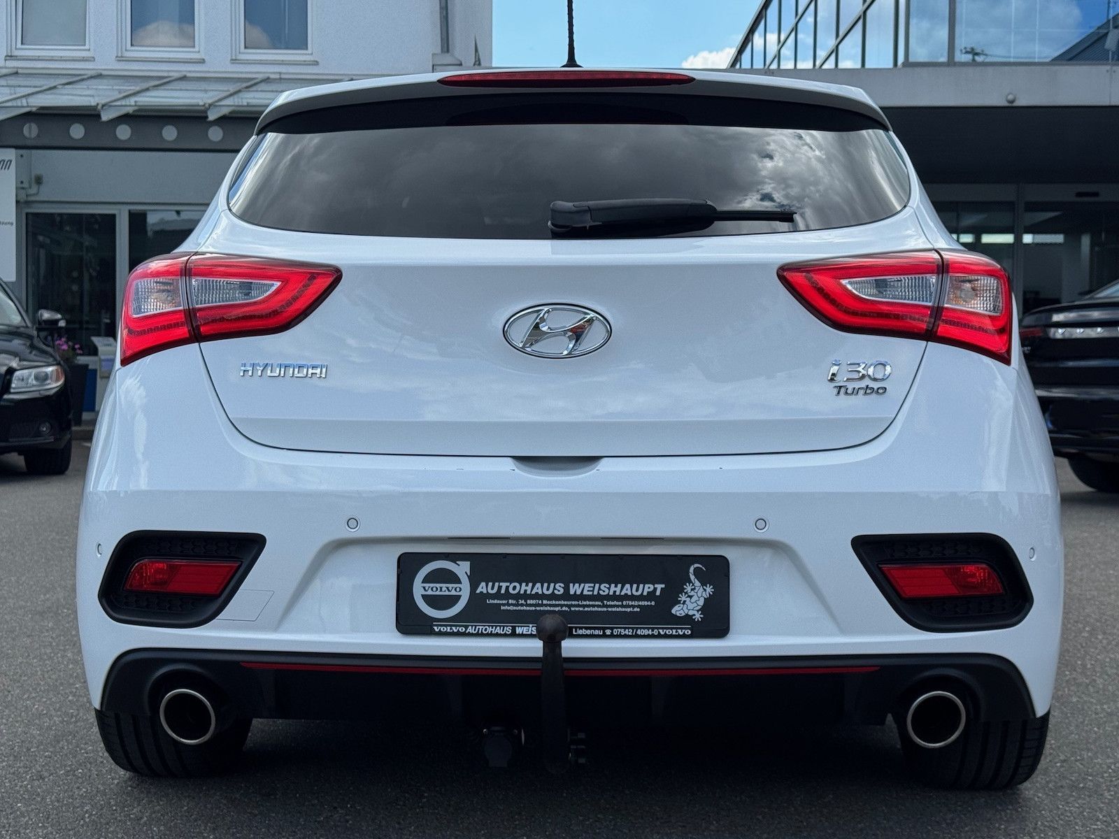 Hyundai i30 i30 Turbo*Pano*Navi*Keyless*AHK abn.*R-Kamera*