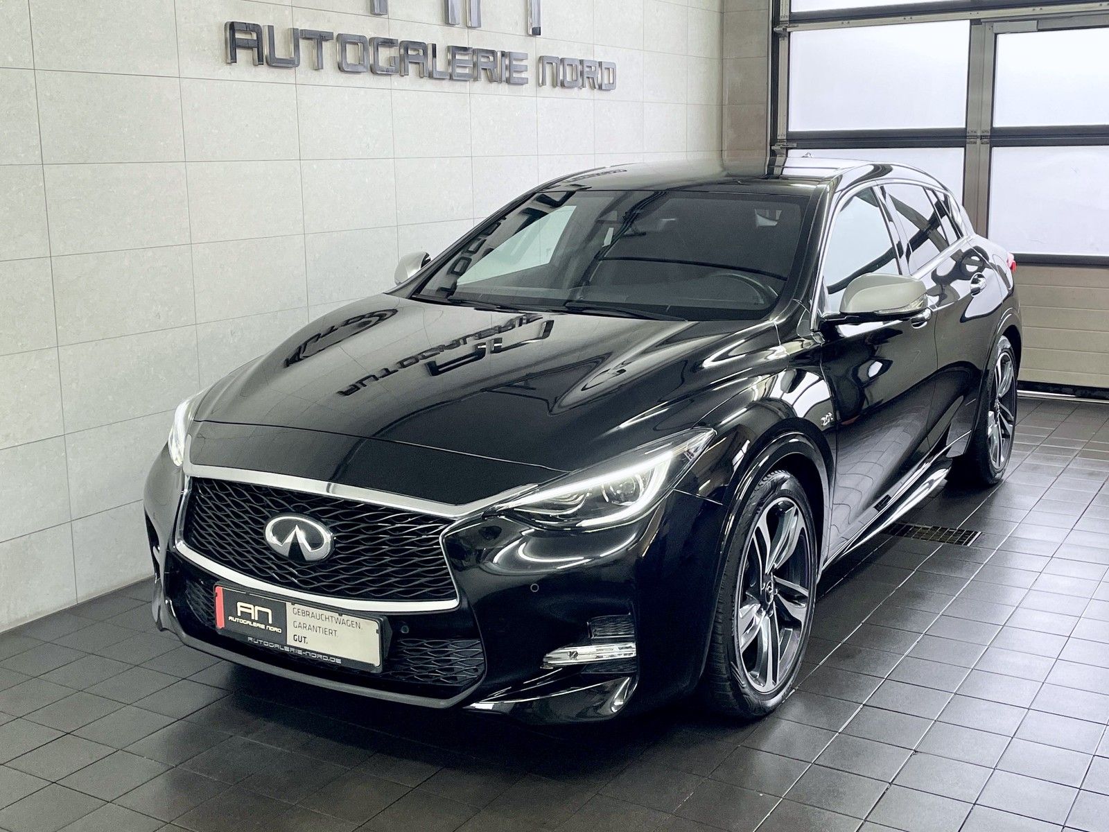 Infiniti Q30 Q30 2.2 d AWD Premium City Black
