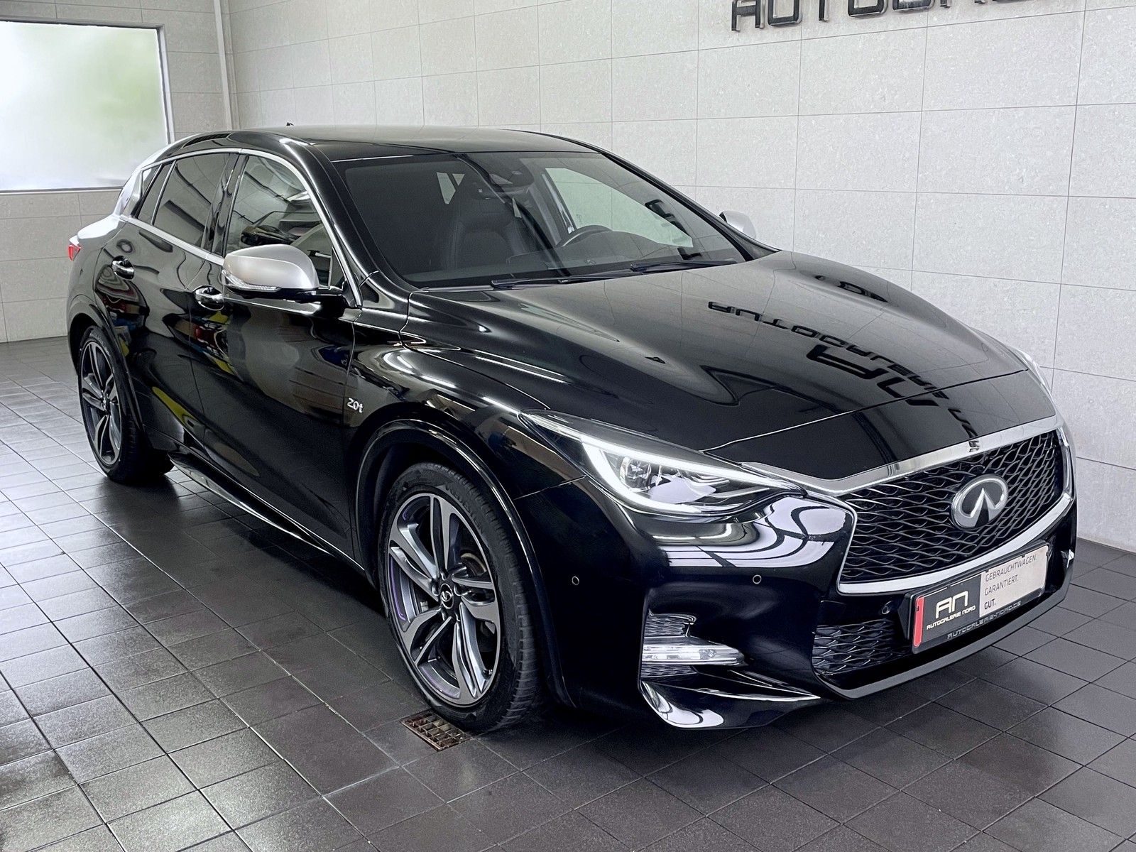 Infiniti Q30 Q30 2.2 d AWD Premium City Black