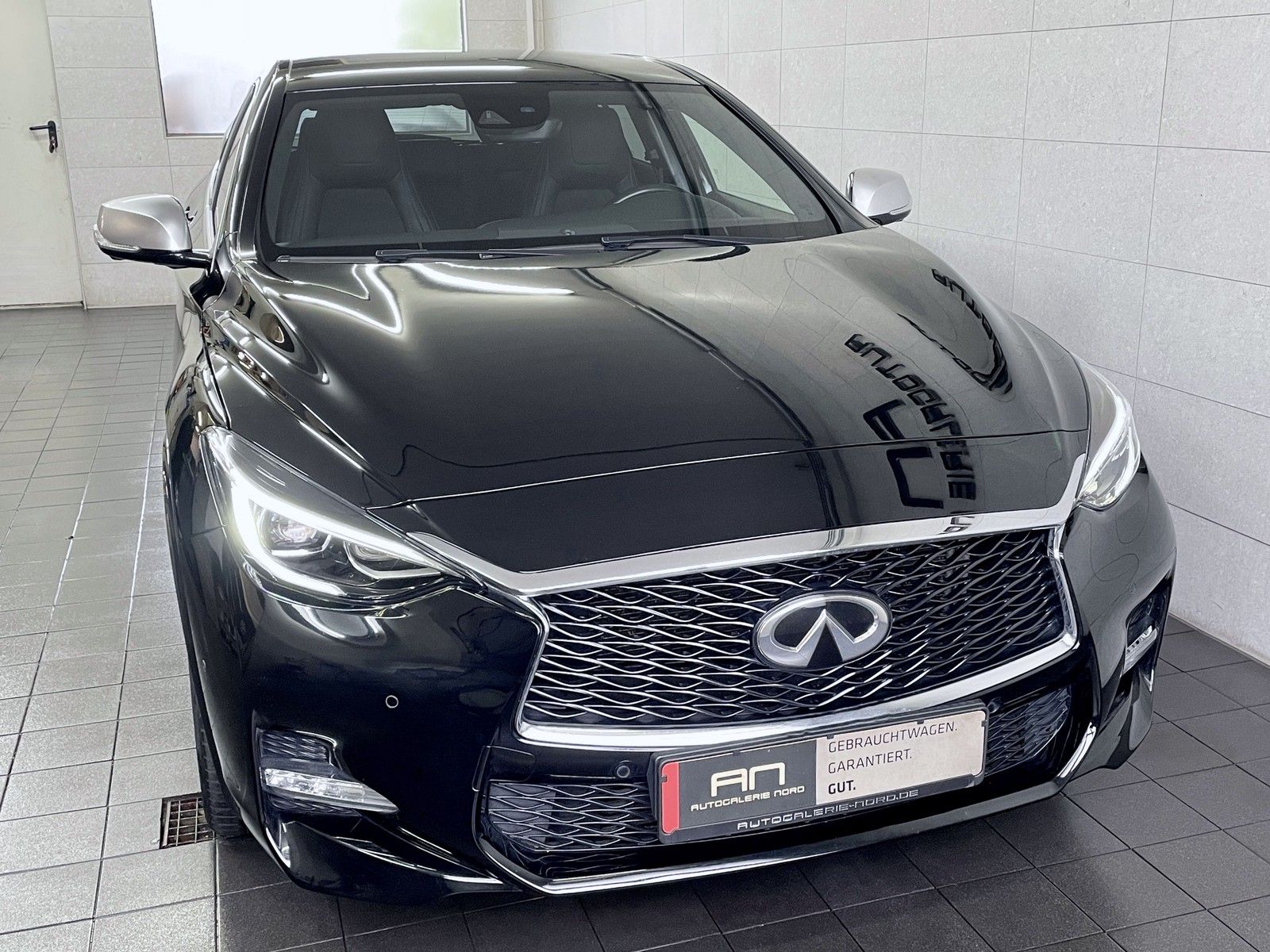 Infiniti Q30 Q30 2.2 d AWD Premium City Black