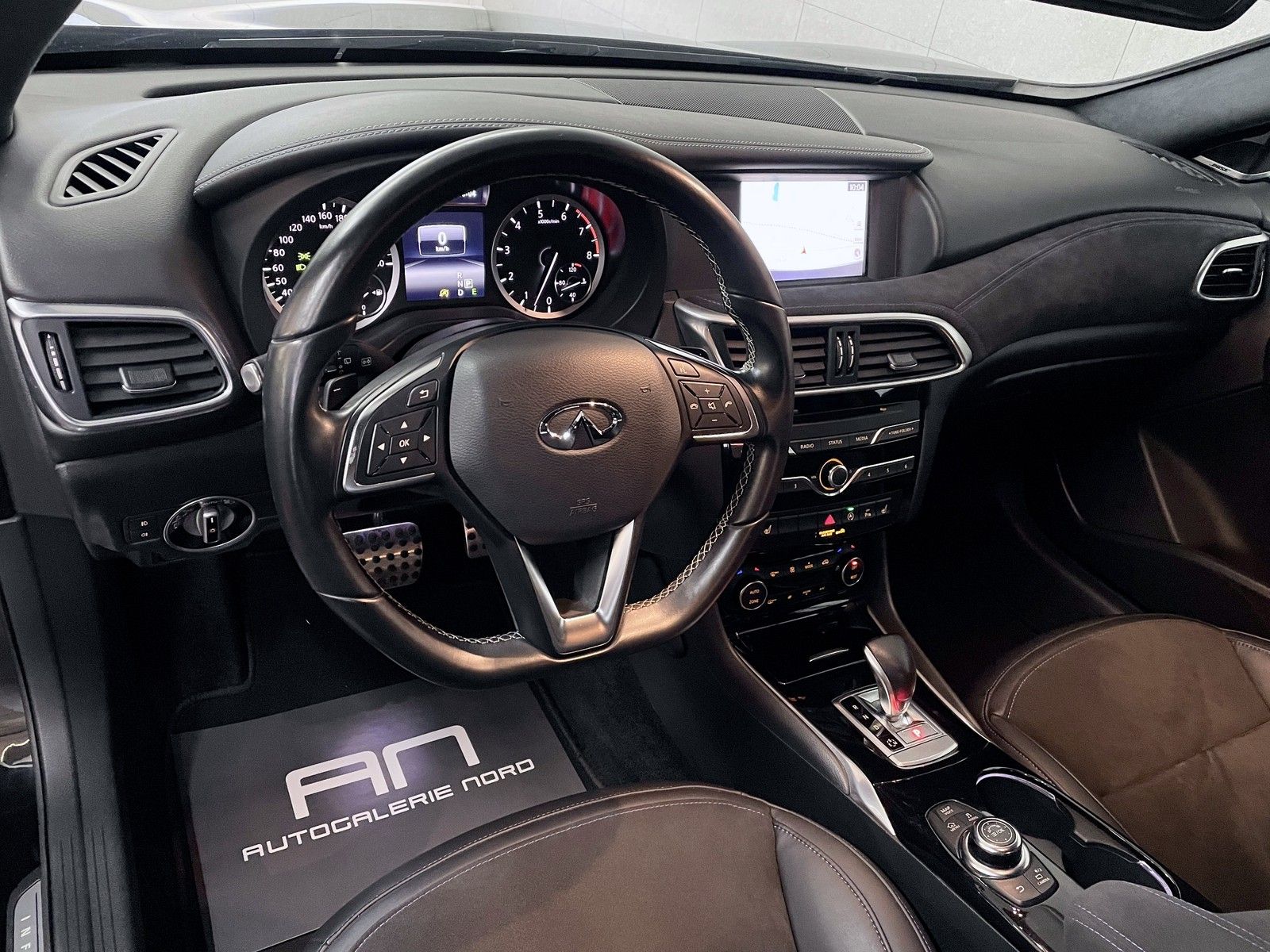 Infiniti Q30 Q30 2.2 d AWD Premium City Black