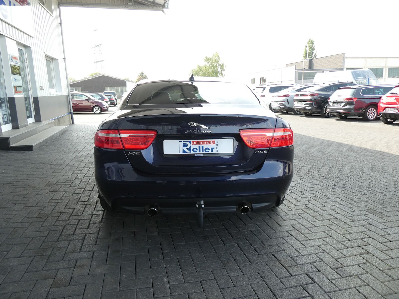Jaguar XE XE Portfolio, Panorama