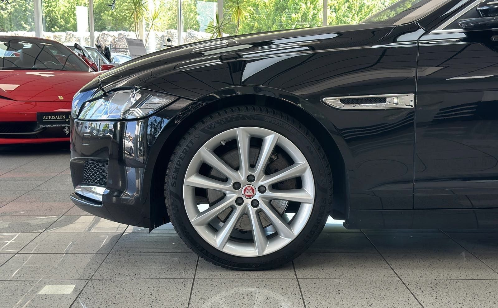 Jaguar XF XF Limo PORTFOLIO*AUTOM*PANO*HUD*KAM*LEDER*19-Z*