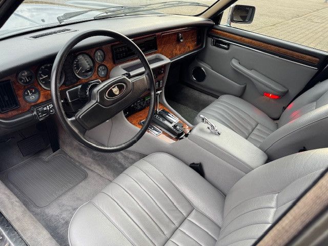 Jaguar XJ12 XJ12, 1.Hand, 55.200 km, 3 Jahre Garantie