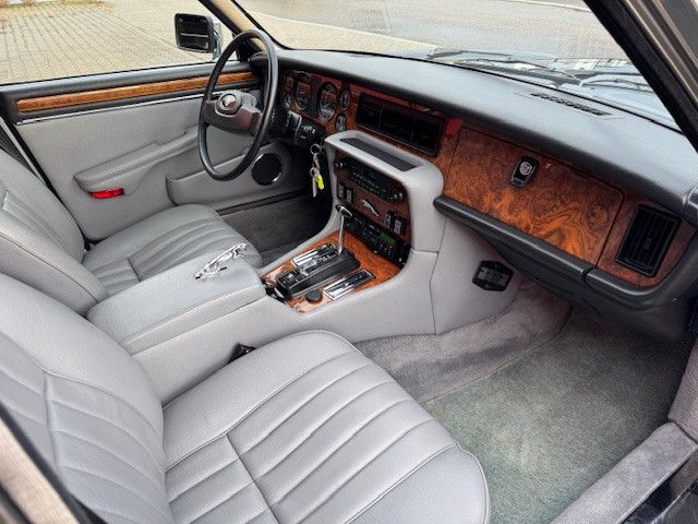 Jaguar XJ12 XJ12, 1.Hand, 55.200 km, 3 Jahre Garantie