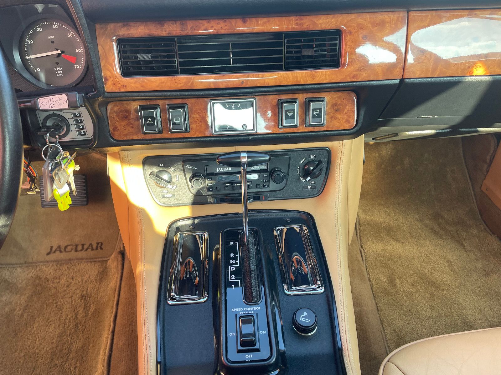 Jaguar XJS XJS HE Coupe,orig.15300 km,1.HD,3 Jahre Garantie