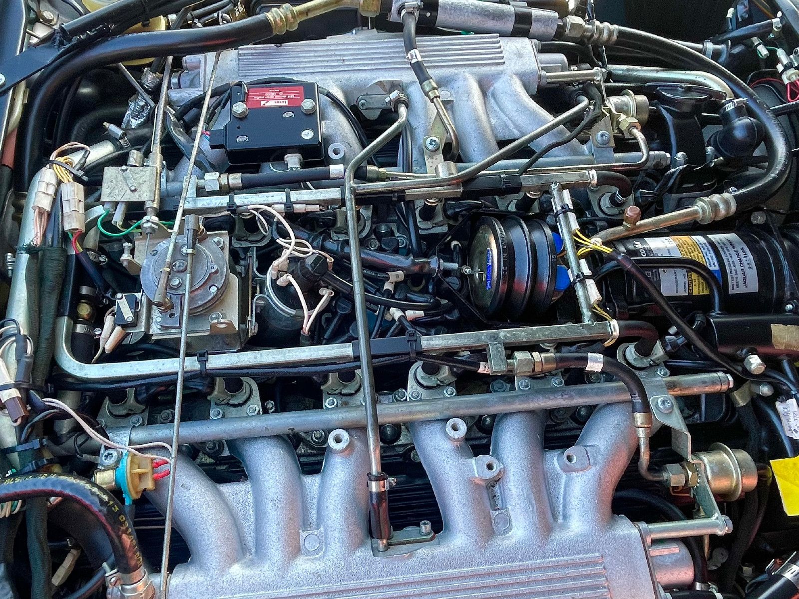 Jaguar XJS XJS HE Coupe,orig.15300 km,1.HD,3 Jahre Garantie