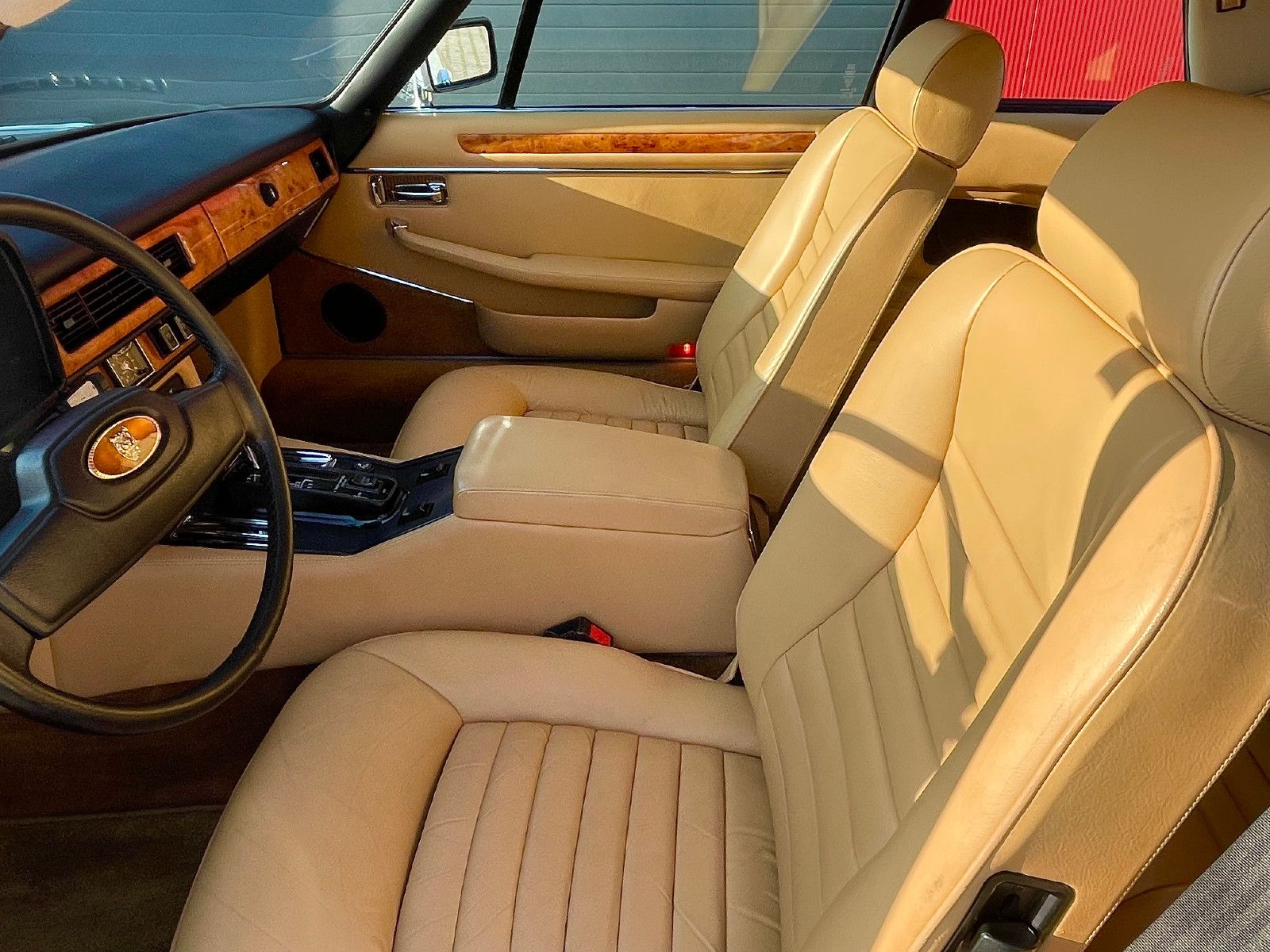 Jaguar XJS XJS HE Coupe,orig.15300 km,1.HD,3 Jahre Garantie