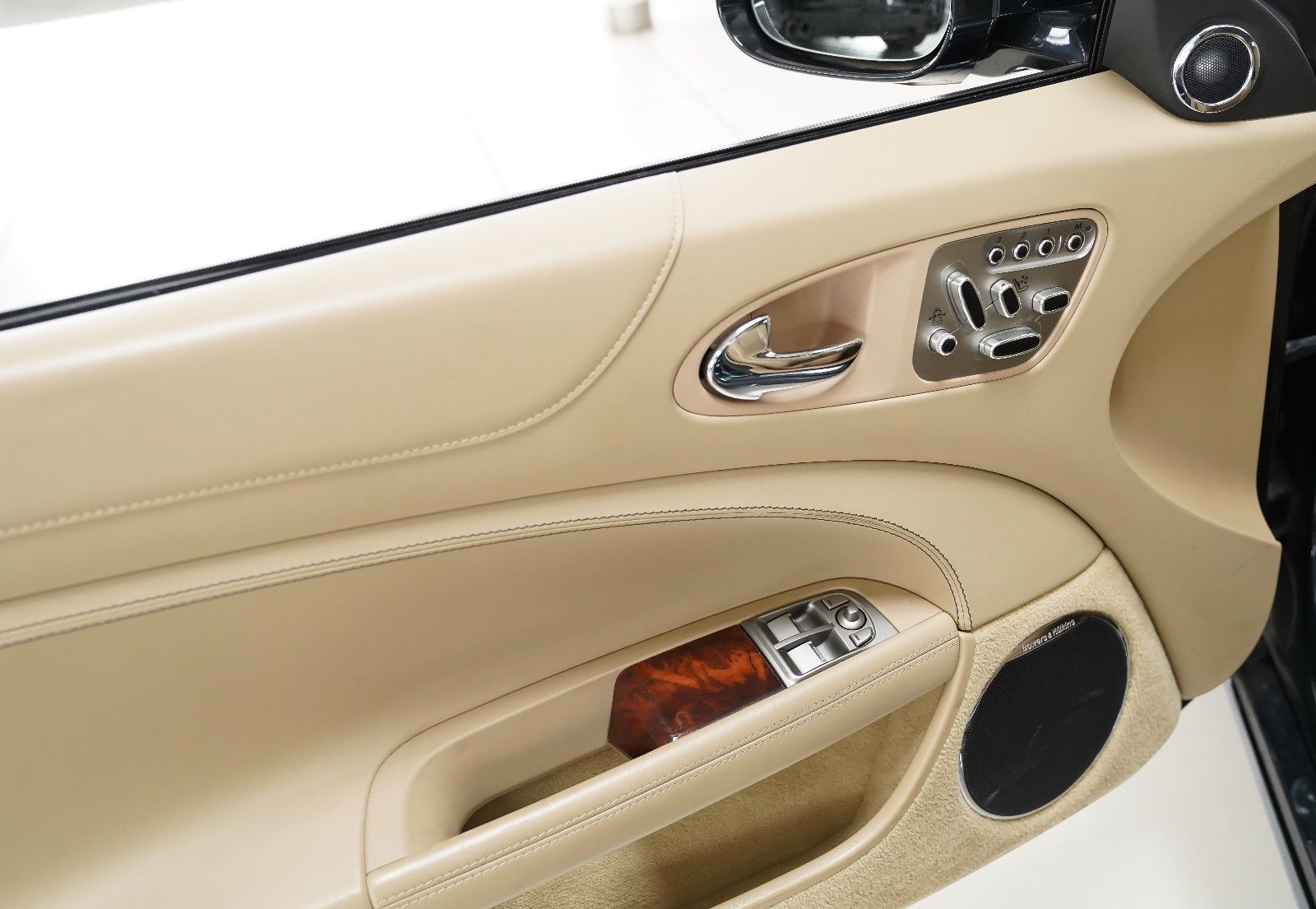 Jaguar XK XK Coupe 5.0 V8 XKR Kompressor B&amp;W beluft 2-Hand