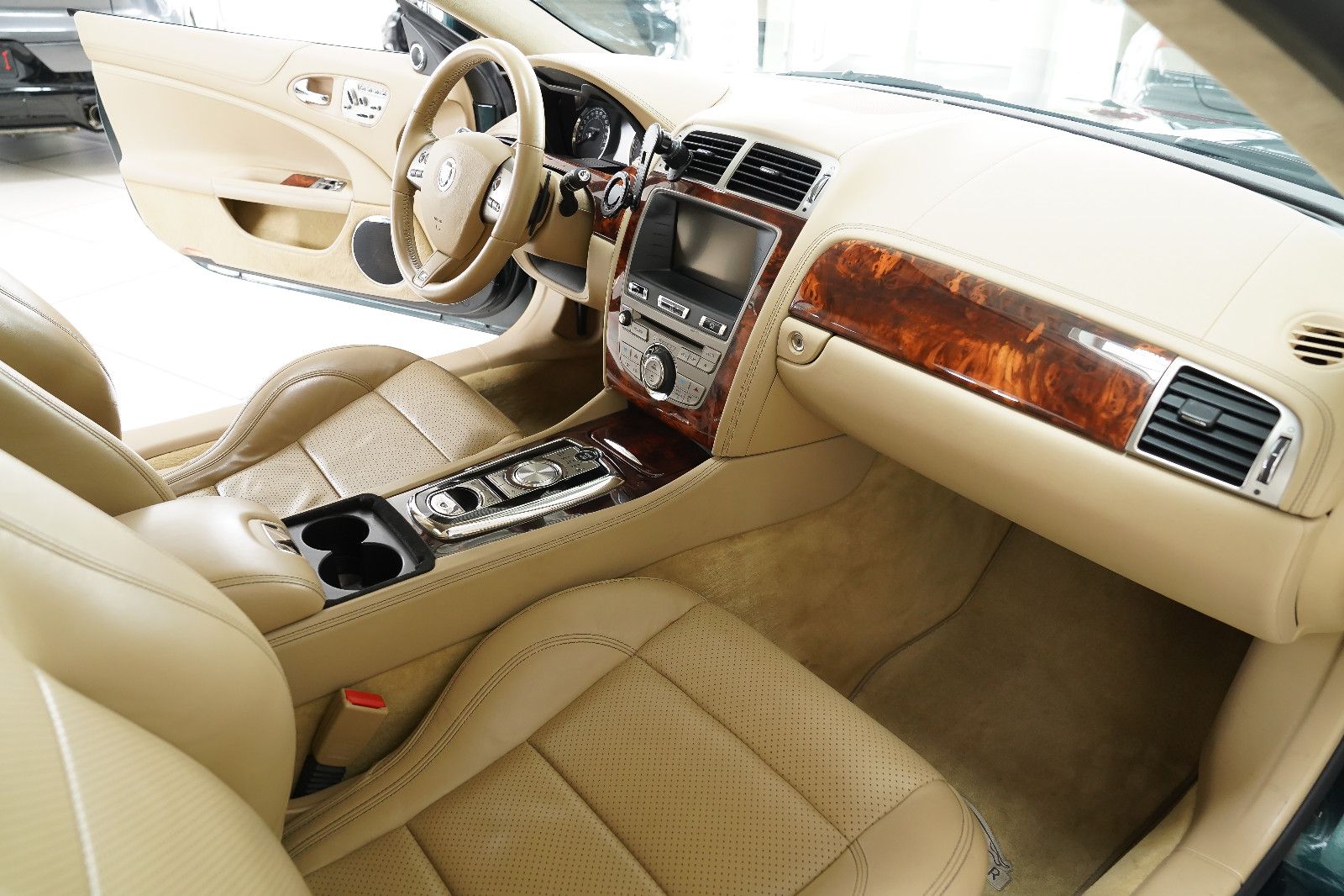 Jaguar XK XK Coupe 5.0 V8 XKR Kompressor B&amp;W beluft 2-Hand