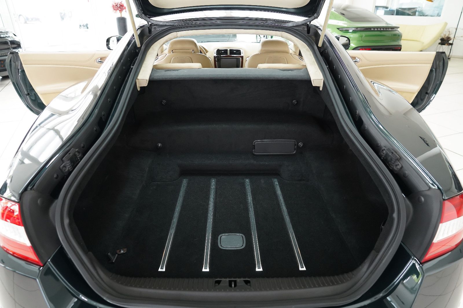 Jaguar XK XK Coupe 5.0 V8 XKR Kompressor B&amp;W beluft 2-Hand