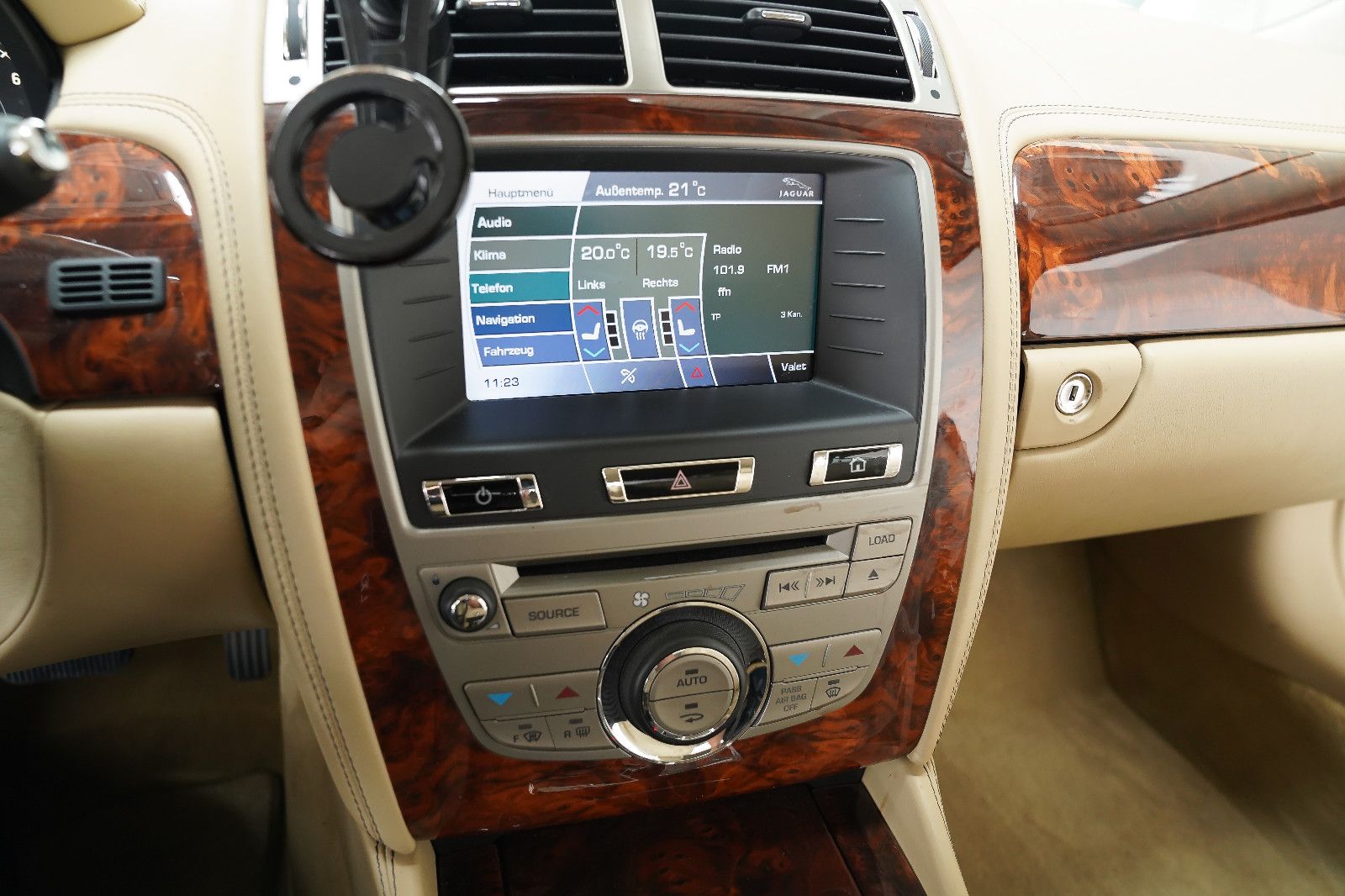 Jaguar XK XK Coupe 5.0 V8 XKR Kompressor B&amp;W beluft 2-Hand