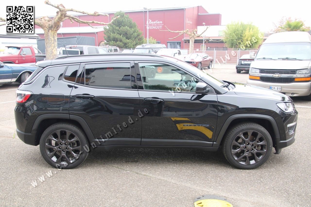 Jeep Compass Compass 4XE-S 4WD-Auto - Hybrid /240PS