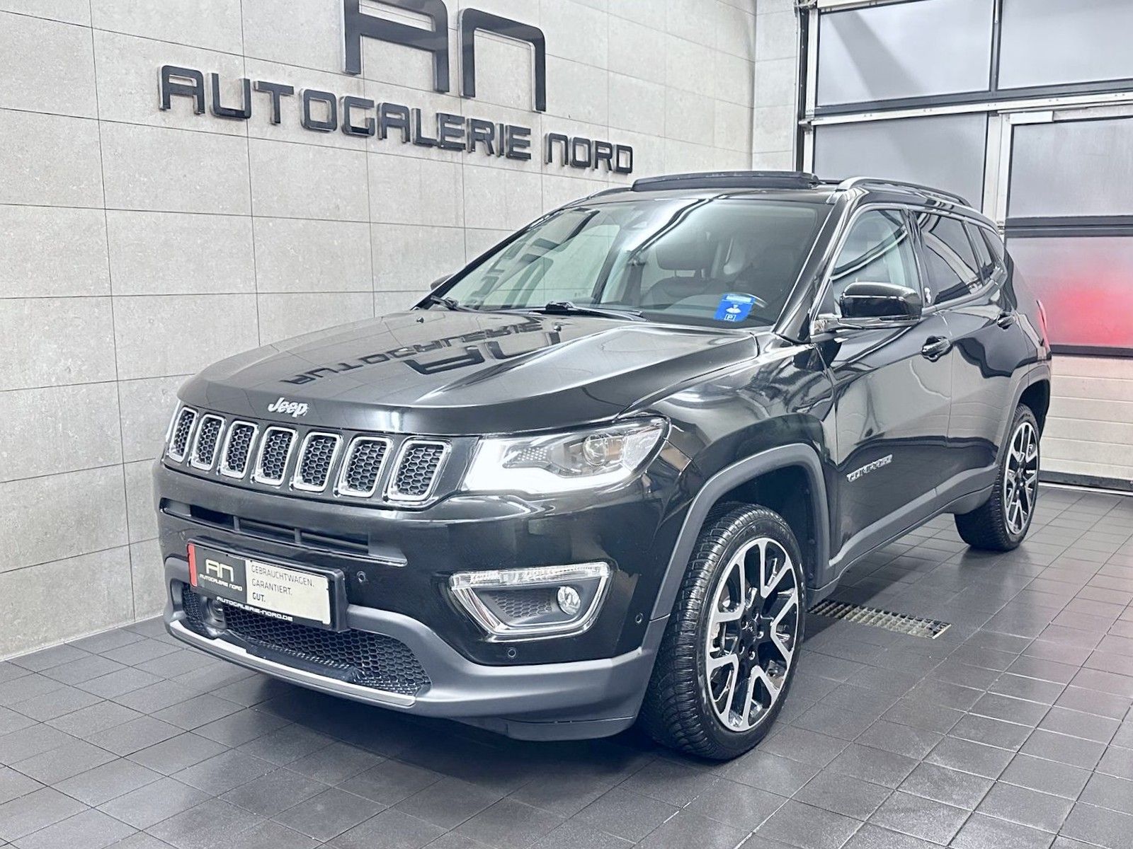 Jeep Compass Compass Limited Luxus Navi+ACC+Beats+AHK+4WD