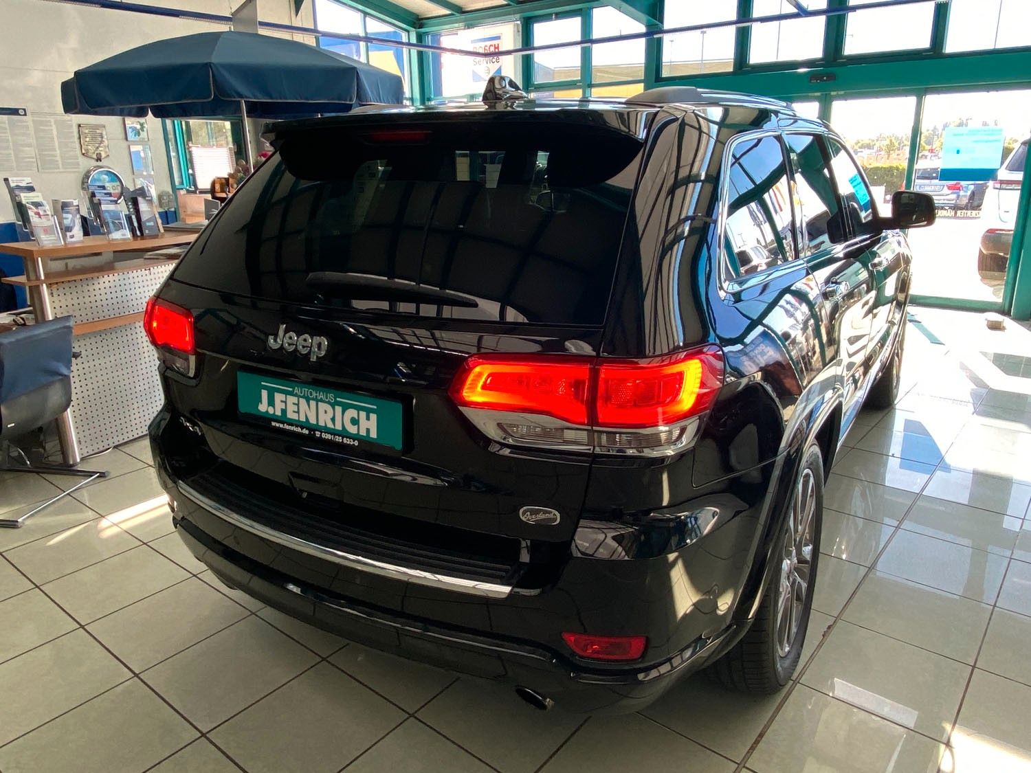 Jeep Grand Cherokee Grand Cherokee 3.0 CRD Overland|PANO|LUFT|AHZV.