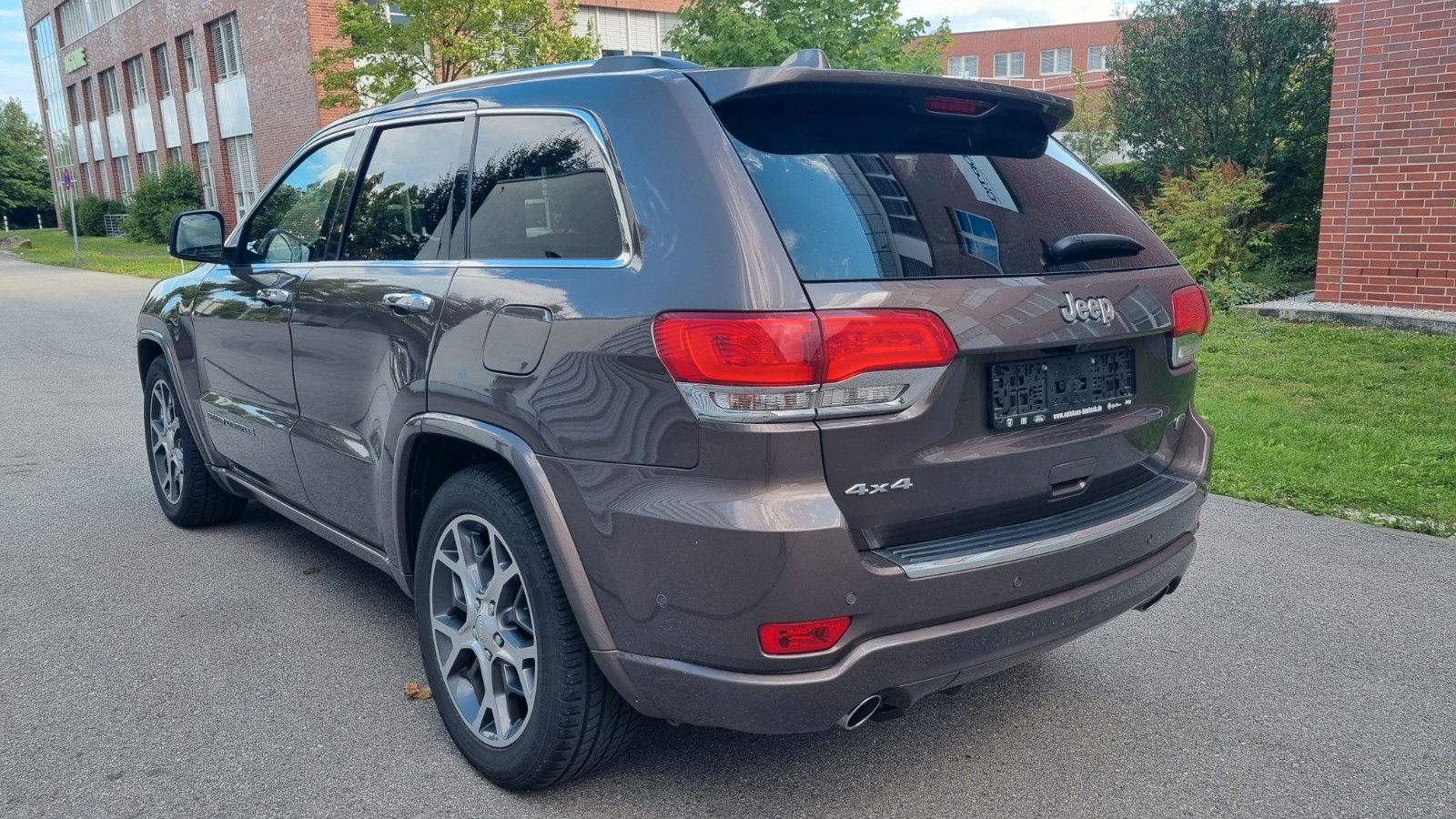 Jeep Grand Cherokee Grand Cherokee 3.0CRD Overland LUFT+KEY+PANO+KAM