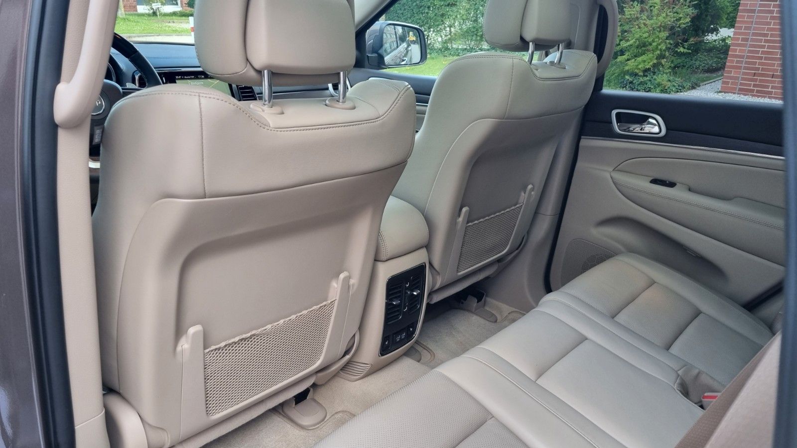 Jeep Grand Cherokee Grand Cherokee 3.0CRD Overland LUFT+KEY+PANO+KAM