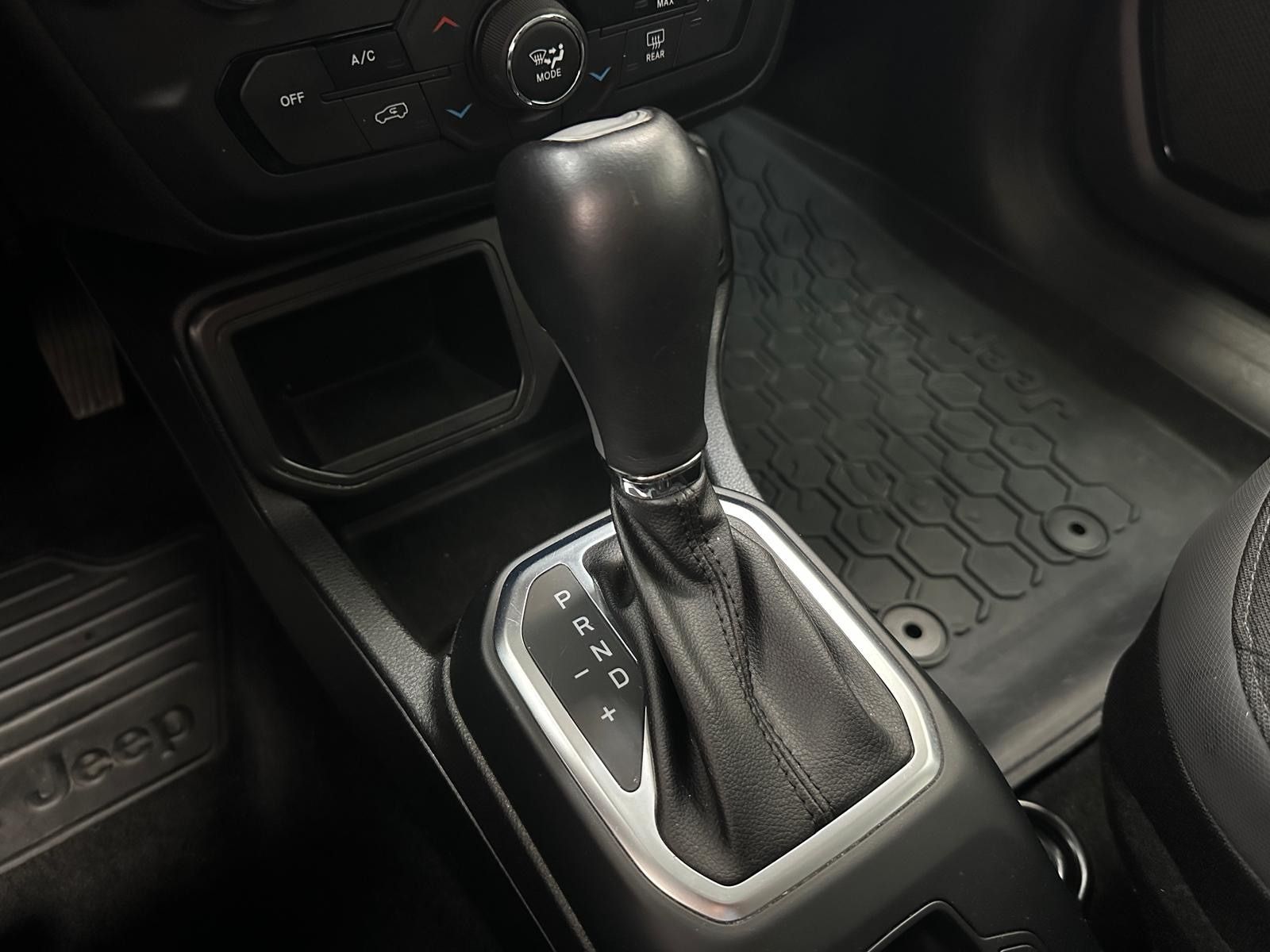 Jeep Renegade Renegade LIMITED*FWD*AUT*NAVI*ACC*KAM*TOTW*SPUR*