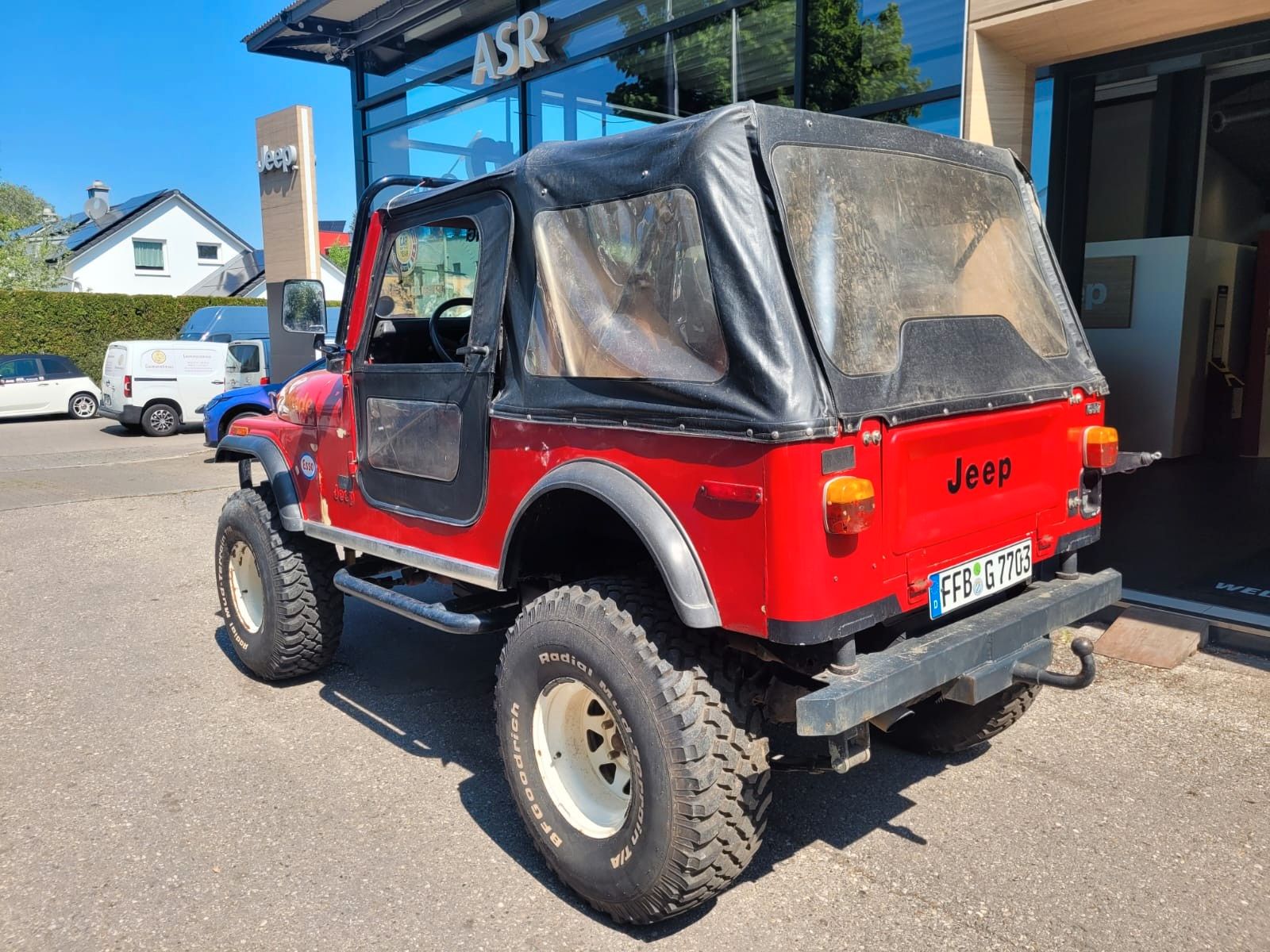 Jeep Wrangler Jeep Wrangler 8 Zylinder Liebhaberfahrzeug