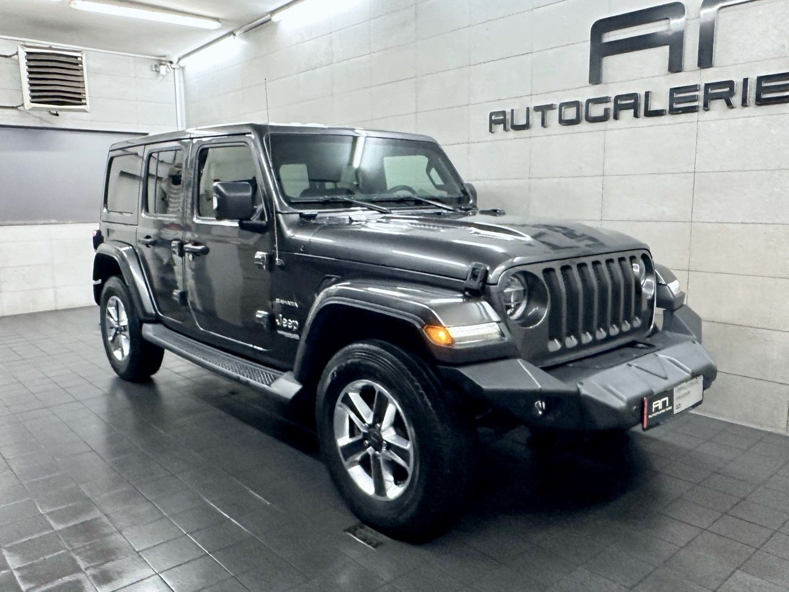 Jeep Wrangler Wrangler Unlimited Sahara Dual-Top+Technolgie+AH