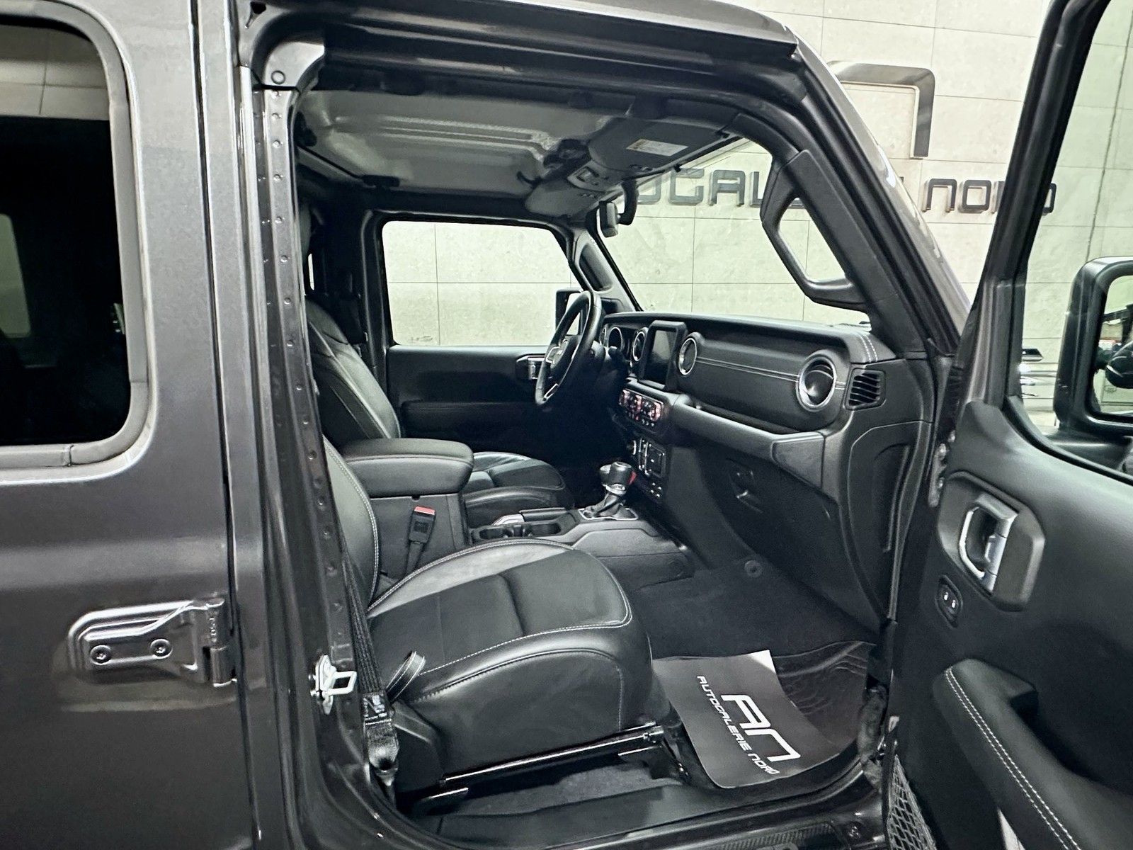 Jeep Wrangler Wrangler Unlimited Sahara Dual-Top+Technolgie+AH