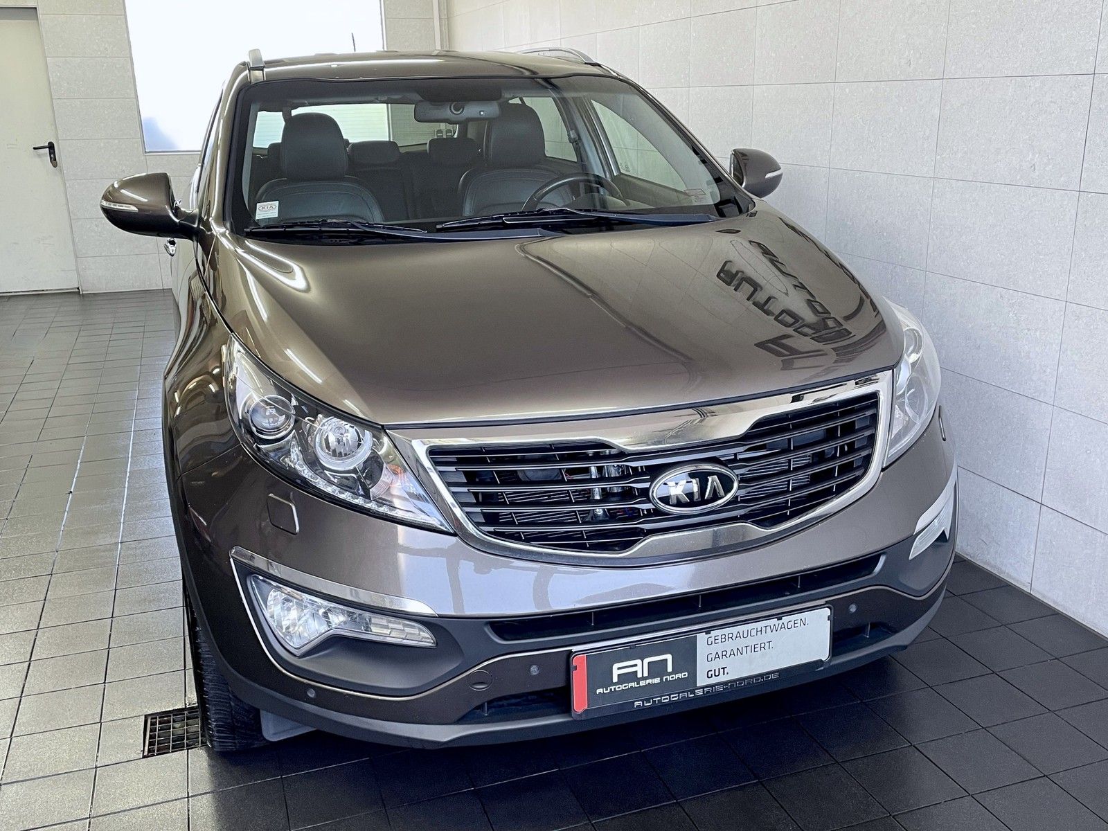 Kia Sportage Sportage Spirit 2WD 1.HD+Leder+Navi+Xenon+Autoga