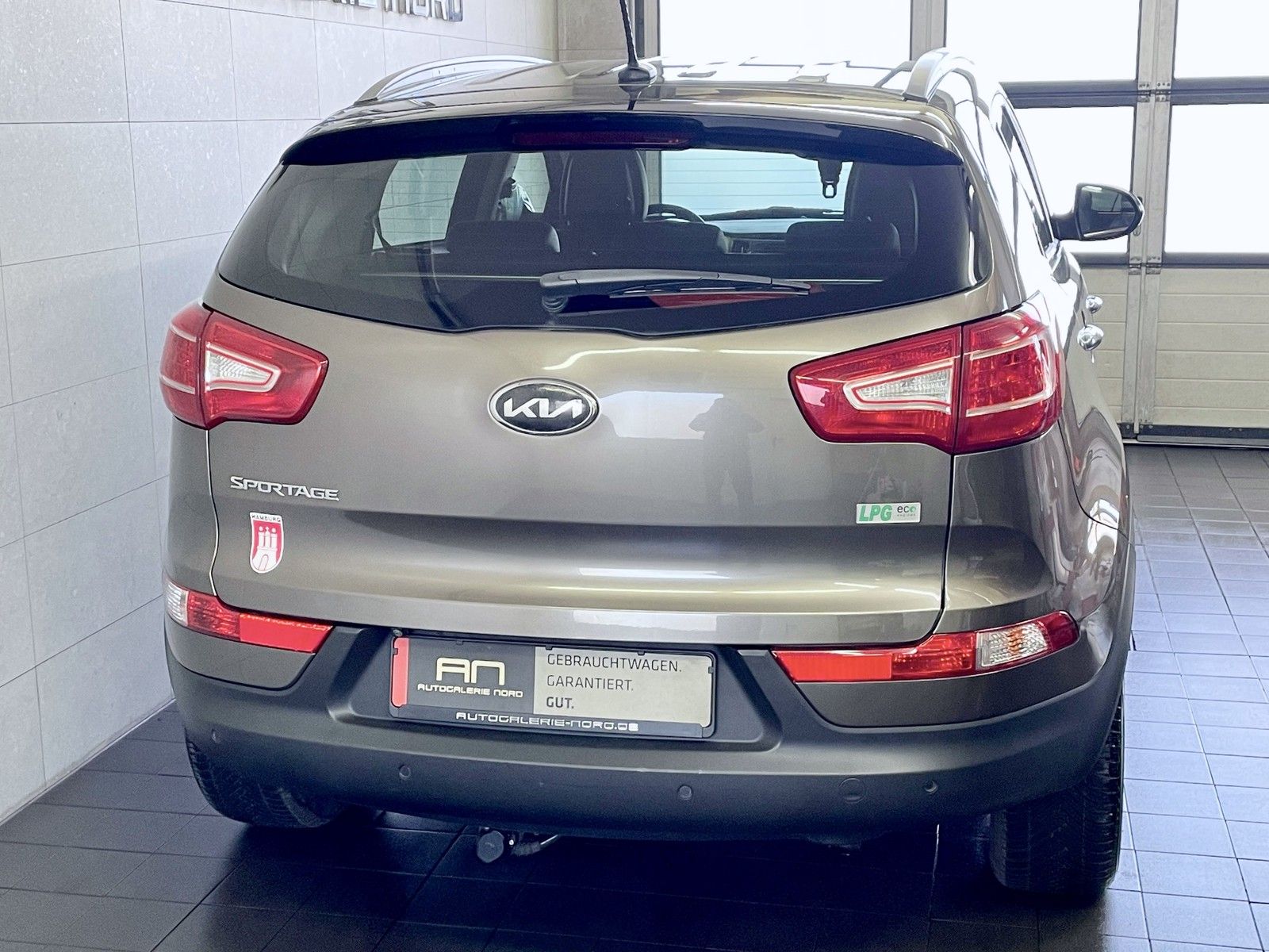 Kia Sportage Sportage Spirit 2WD 1.HD+Leder+Navi+Xenon+Autoga