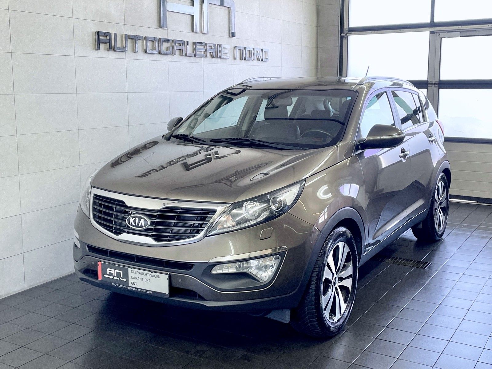 Kia Sportage Sportage Spirit 2WD 1.HD+Leder+Navi+Xenon+Autoga