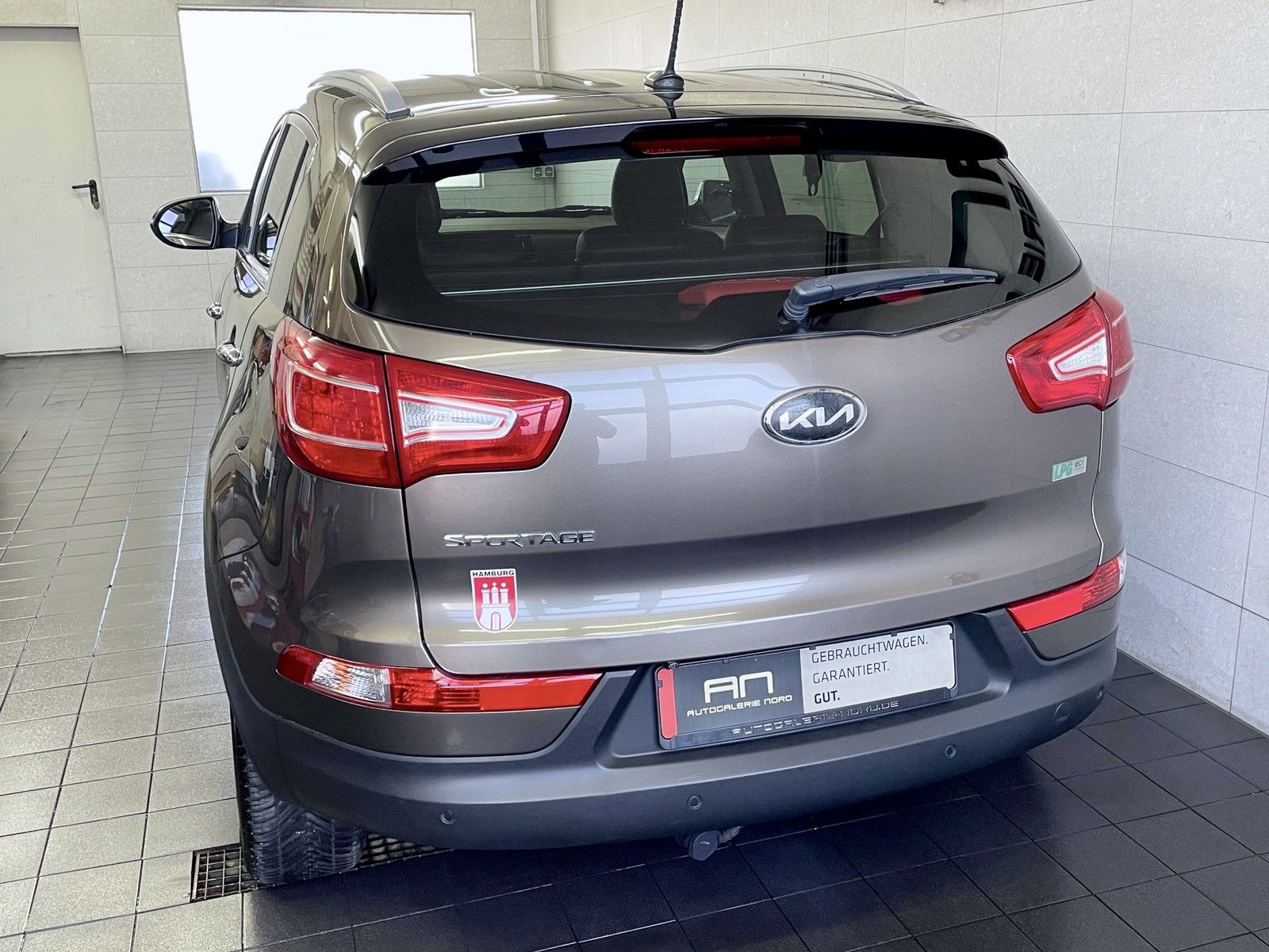 Kia Sportage Sportage Spirit 2WD 1.HD+Leder+Navi+Xenon+Autoga