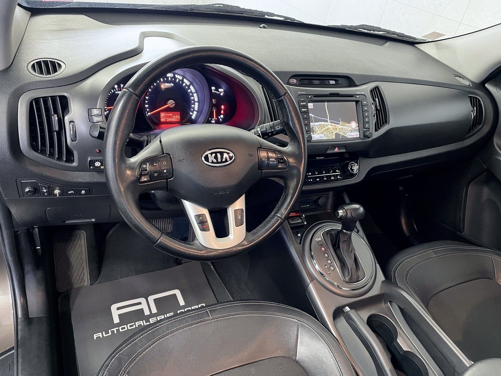 Kia Sportage Sportage Spirit 2WD 1.HD+Leder+Navi+Xenon+Autoga