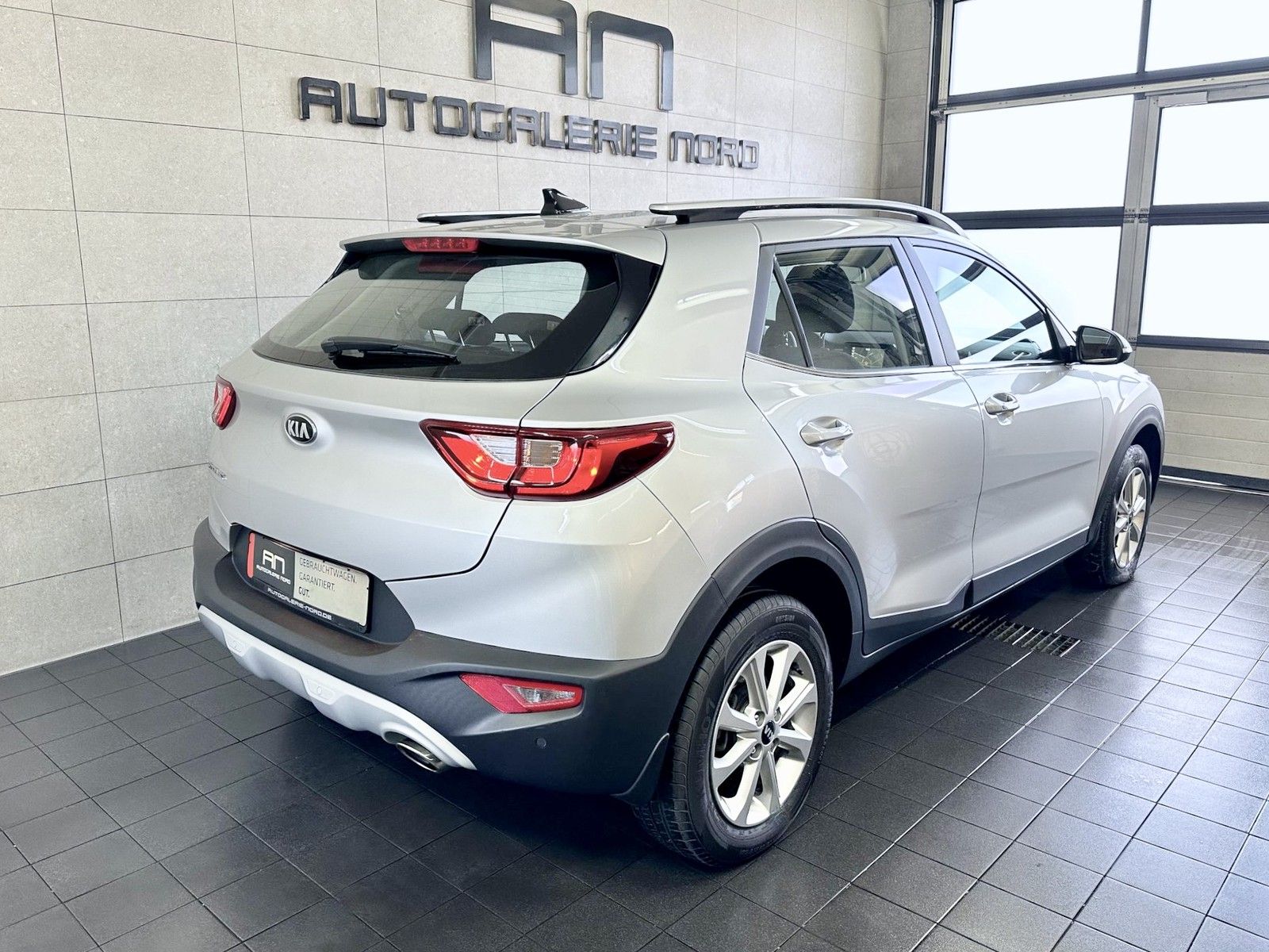 Kia Stonic Stonic Visio Navi+Sitz/Lenkradheiz+Smart-Key+Kam