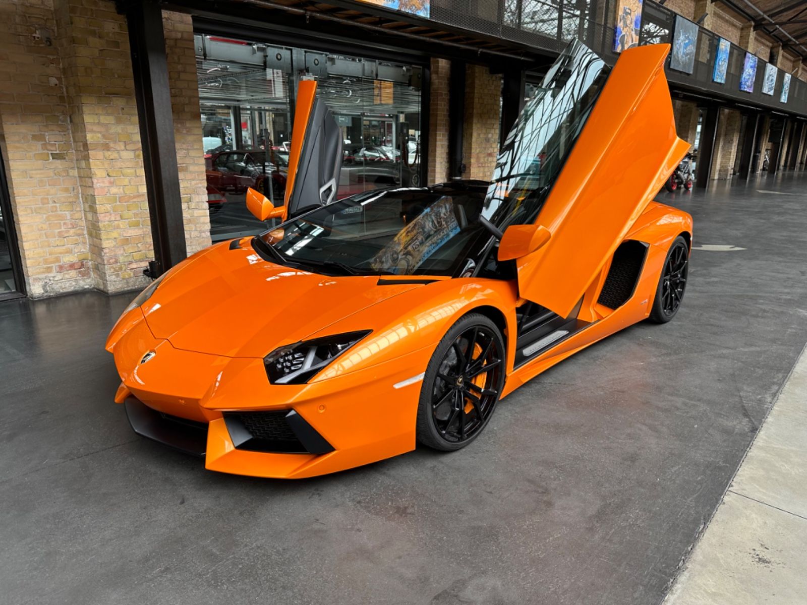 Lamborghini Aventador Aventador LP 700-4 Roadster 1.Hand MY2015