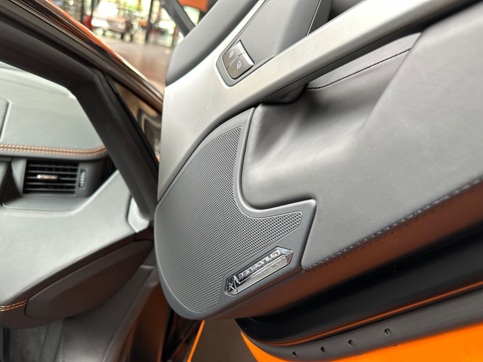 Lamborghini Aventador Aventador LP 700-4 Roadster 1.Hand MY2015