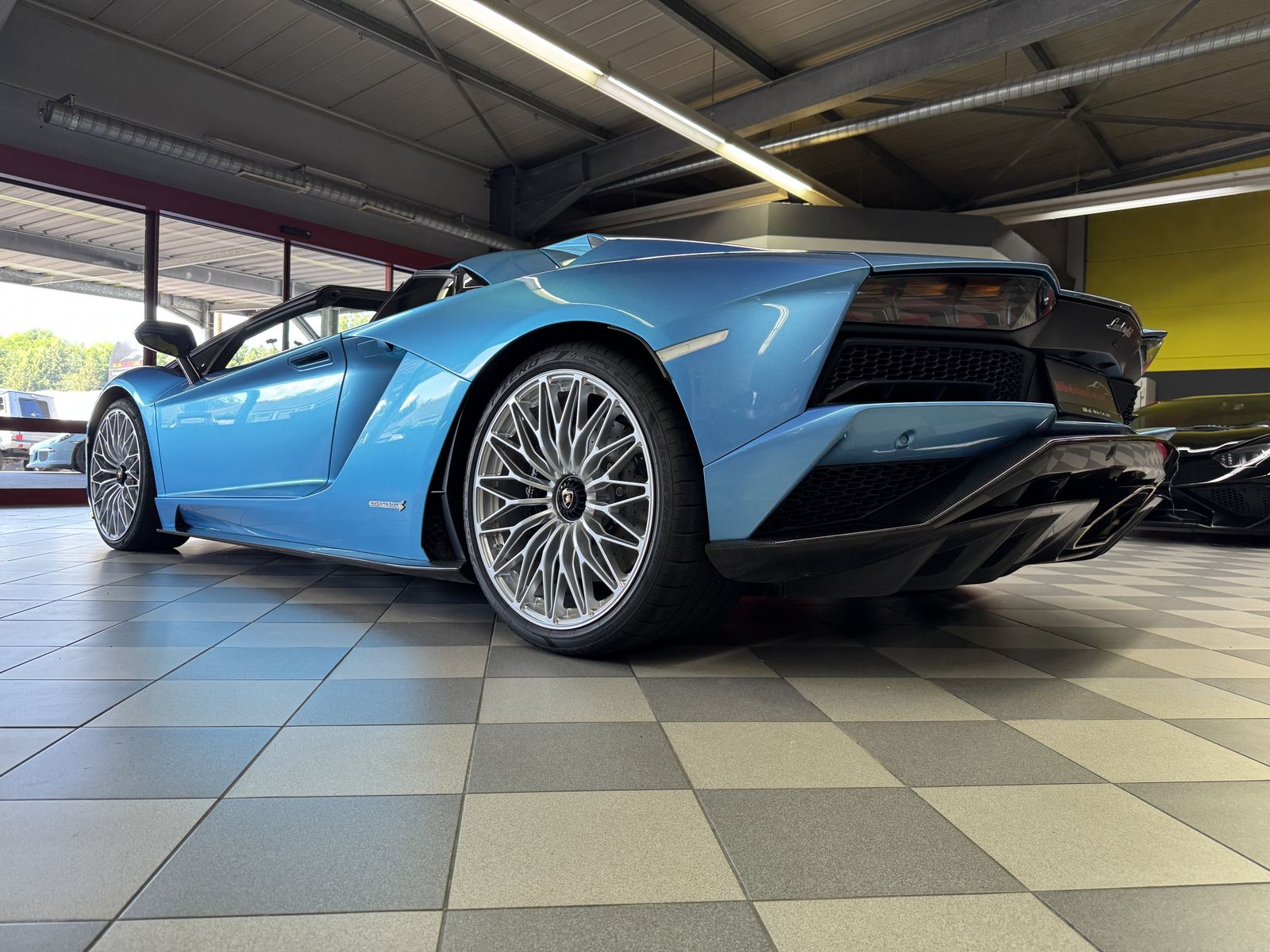 Lamborghini Aventador Aventador S Roadster Garantie*u-frei*viel Carbon