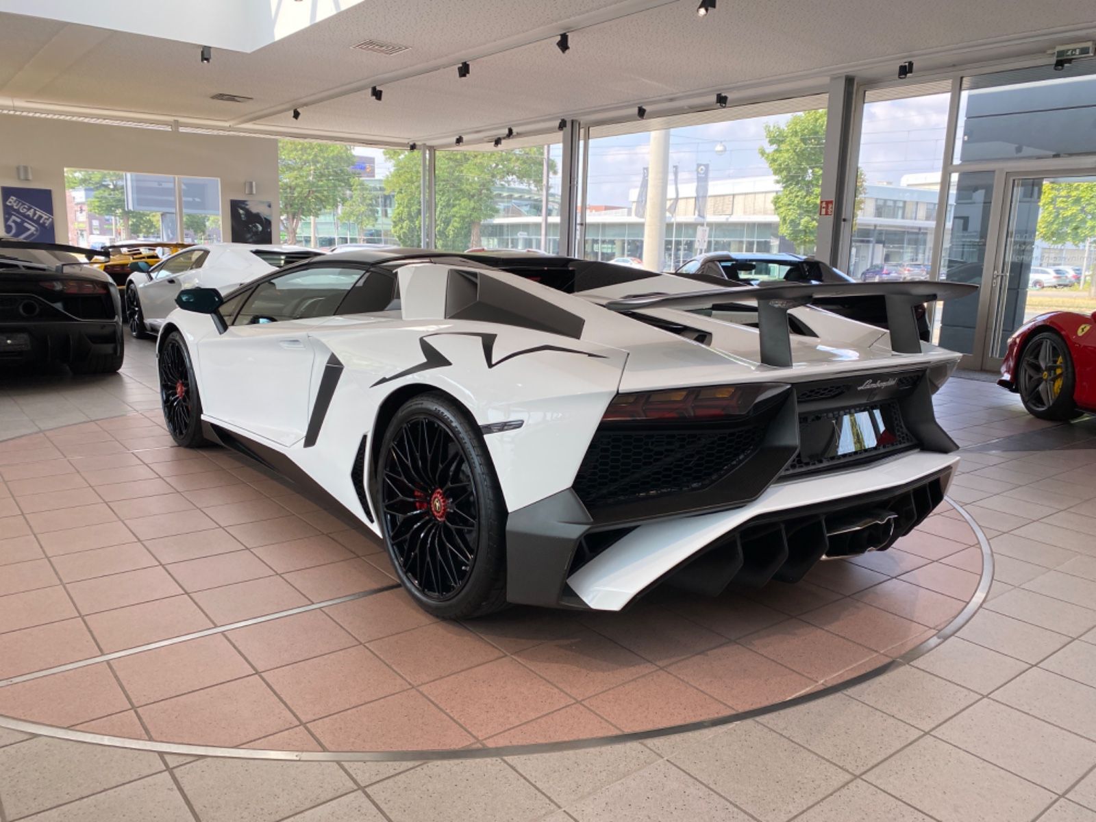 Lamborghini Aventador Aventador SV Roadster &quot;1of 500&quot;