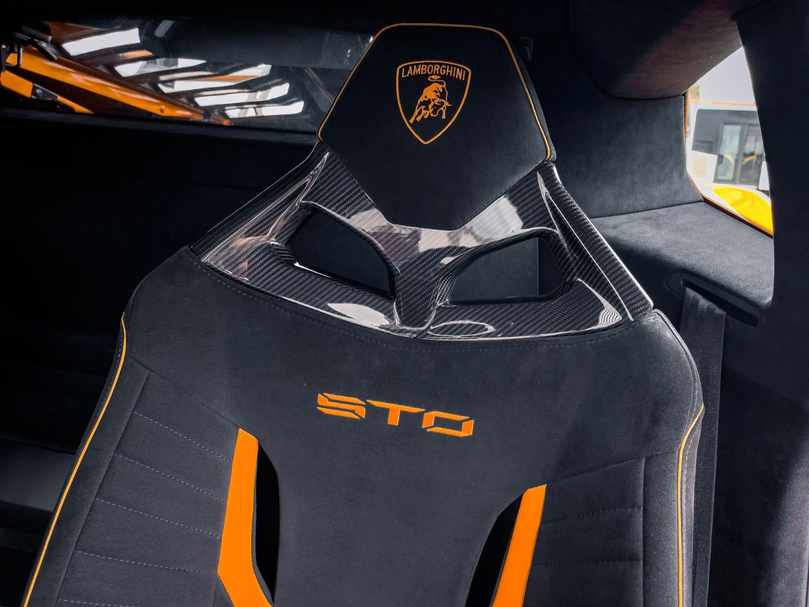 Lamborghini Huracán Huracán STO FULL CARBON