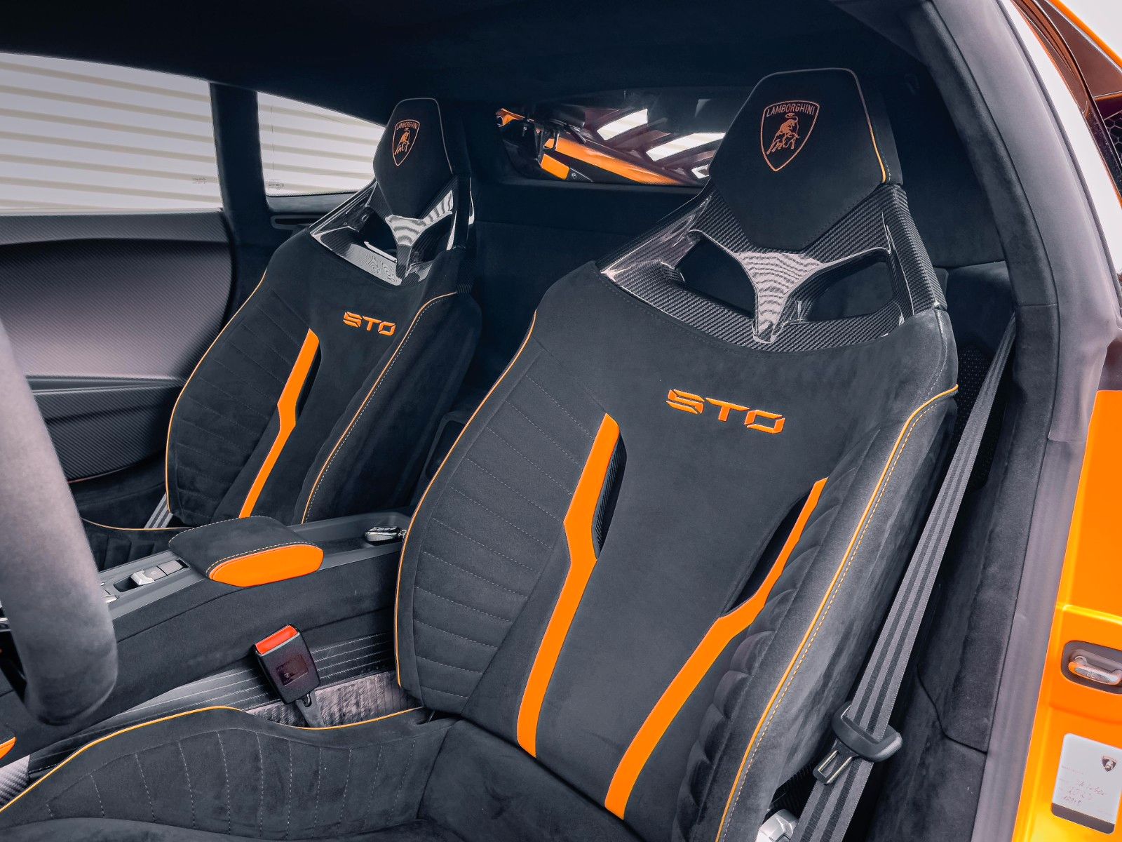 Lamborghini Huracán Huracán STO FULL CARBON