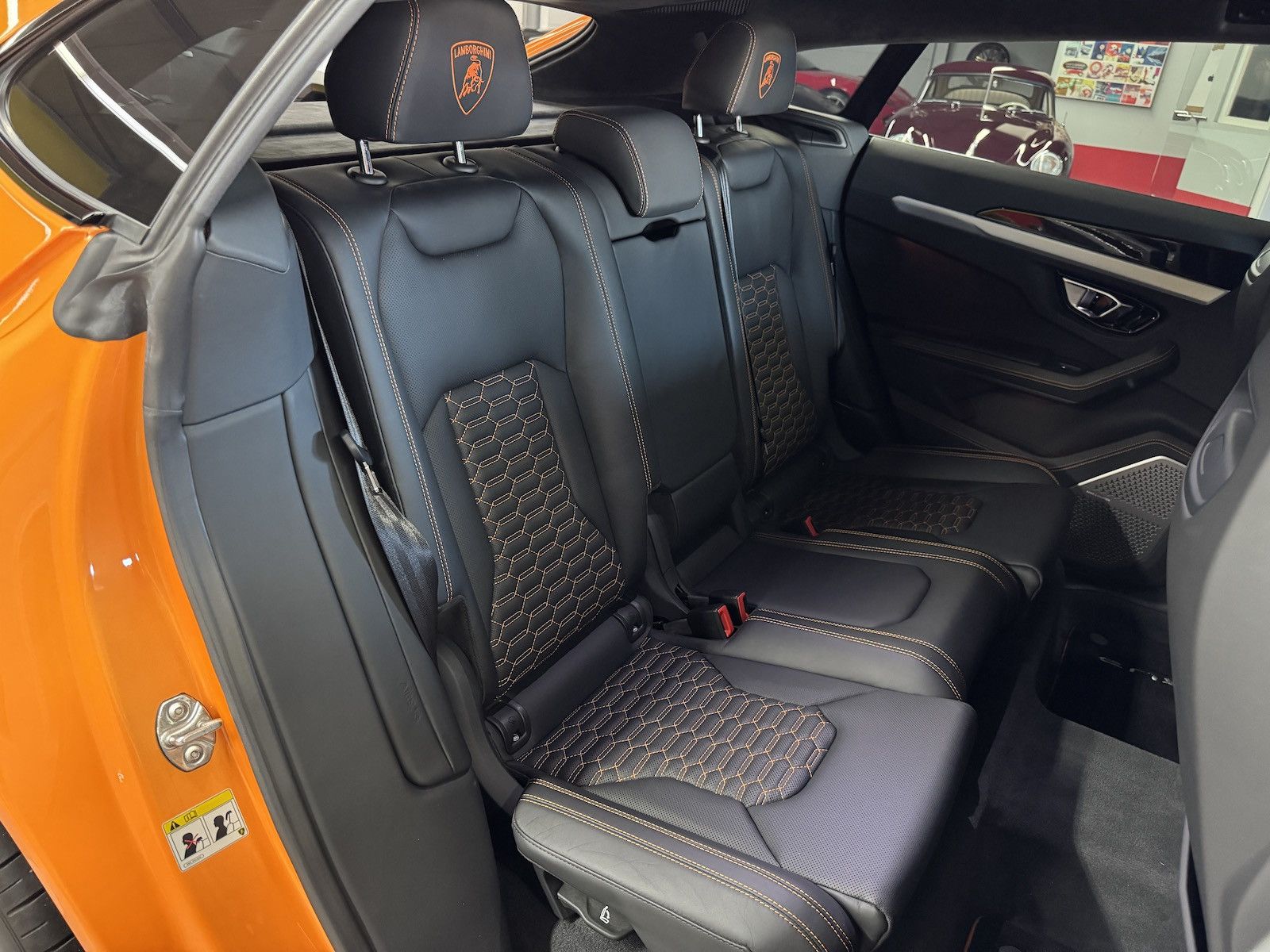 Lamborghini Urus Urus Dt.Auto*unfallfrei*Akrapovic*B&amp;O*23 Zoll