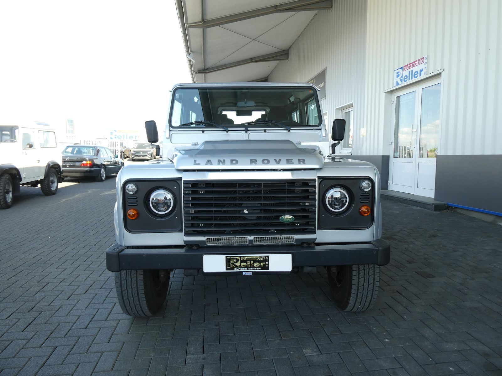 Land Rover Defender Defender 90 SE Station Wagon, scheckheftgepflegt