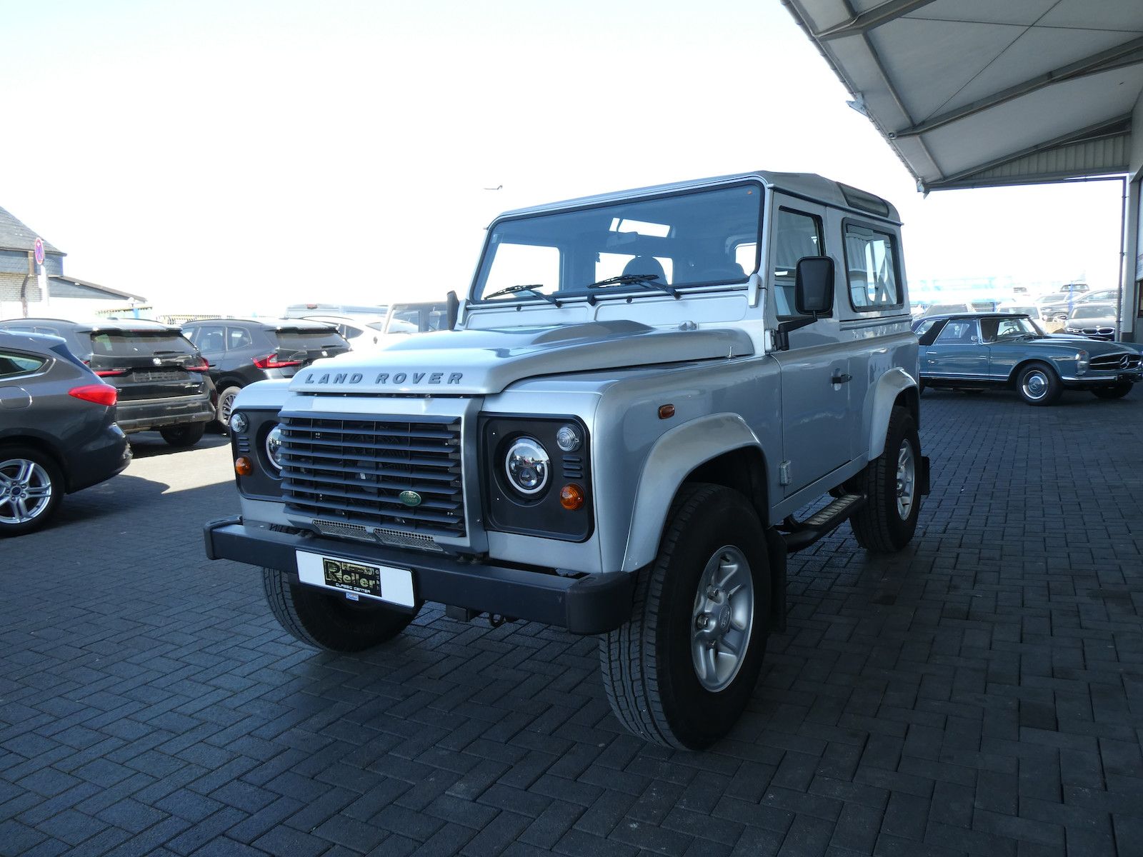 Land Rover Defender Defender 90 SE Station Wagon, scheckheftgepflegt