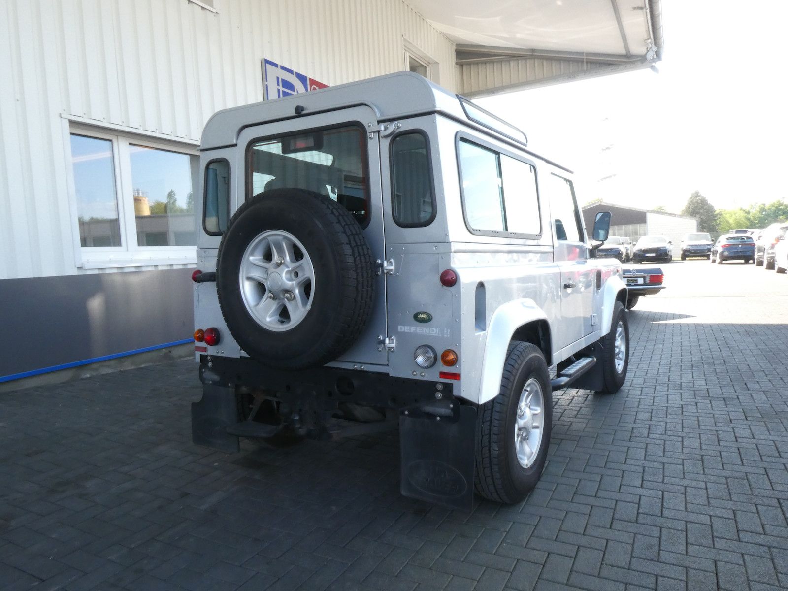 Land Rover Defender Defender 90 SE Station Wagon, scheckheftgepflegt